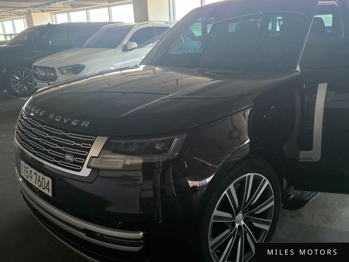Land Rover Range Rover 2024 — фото 1 из 12