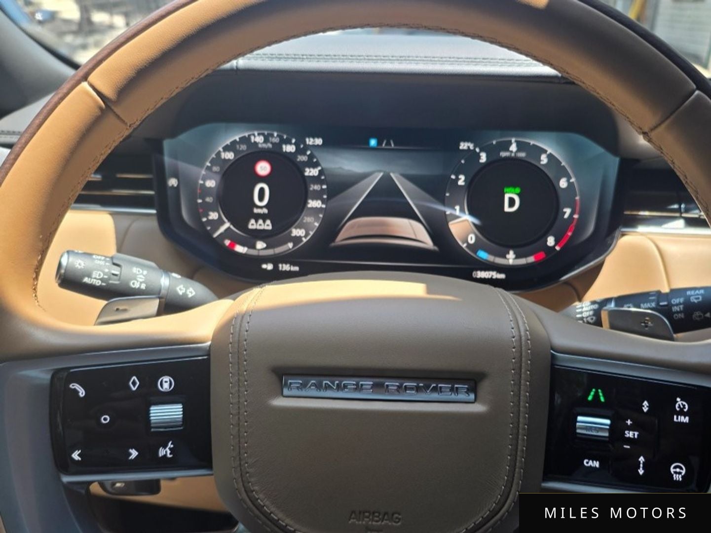 Land Rover Range Rover 2024 — миниатюра 11