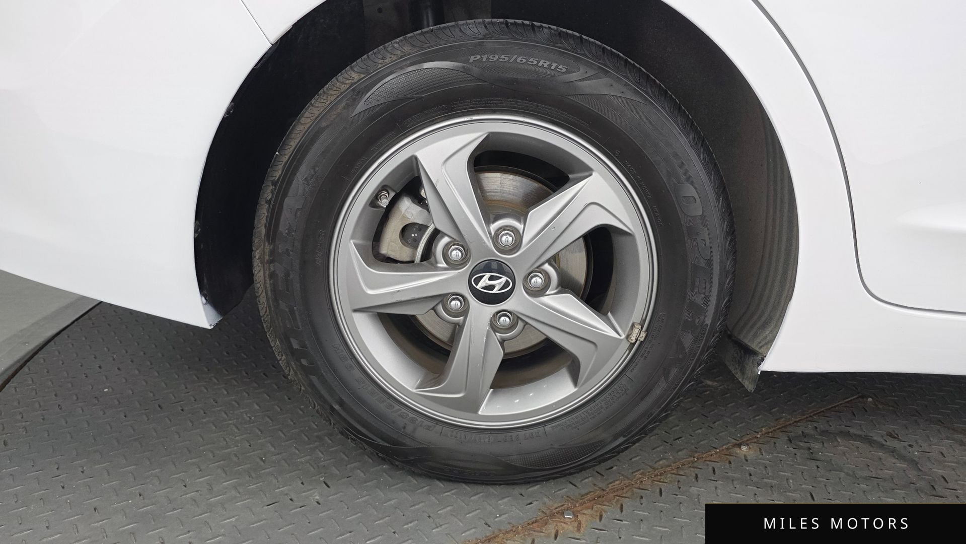 Hyundai AVANTE 2016 — миниатюра 5