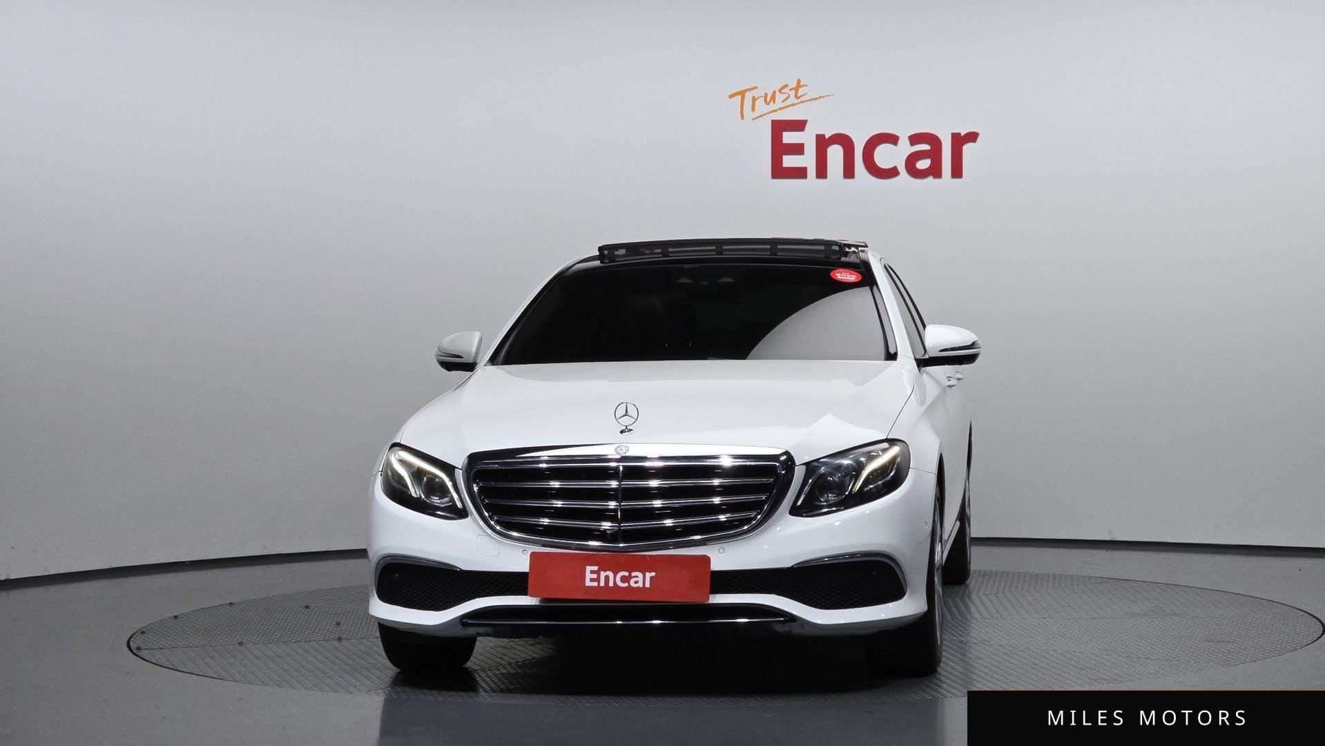 Mercedes-Benz E-Class W213 2017 — миниатюра 3
