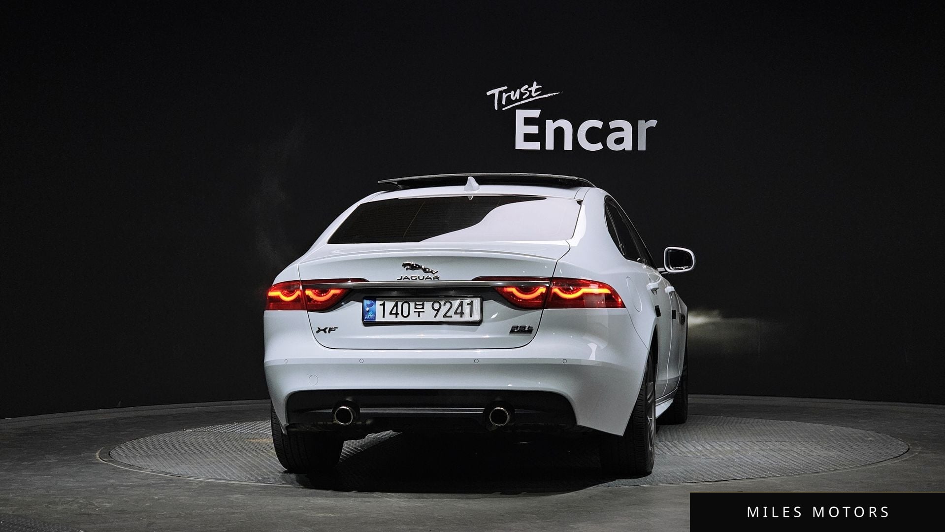 Jaguar XF (X260) 2017 — миниатюра 4