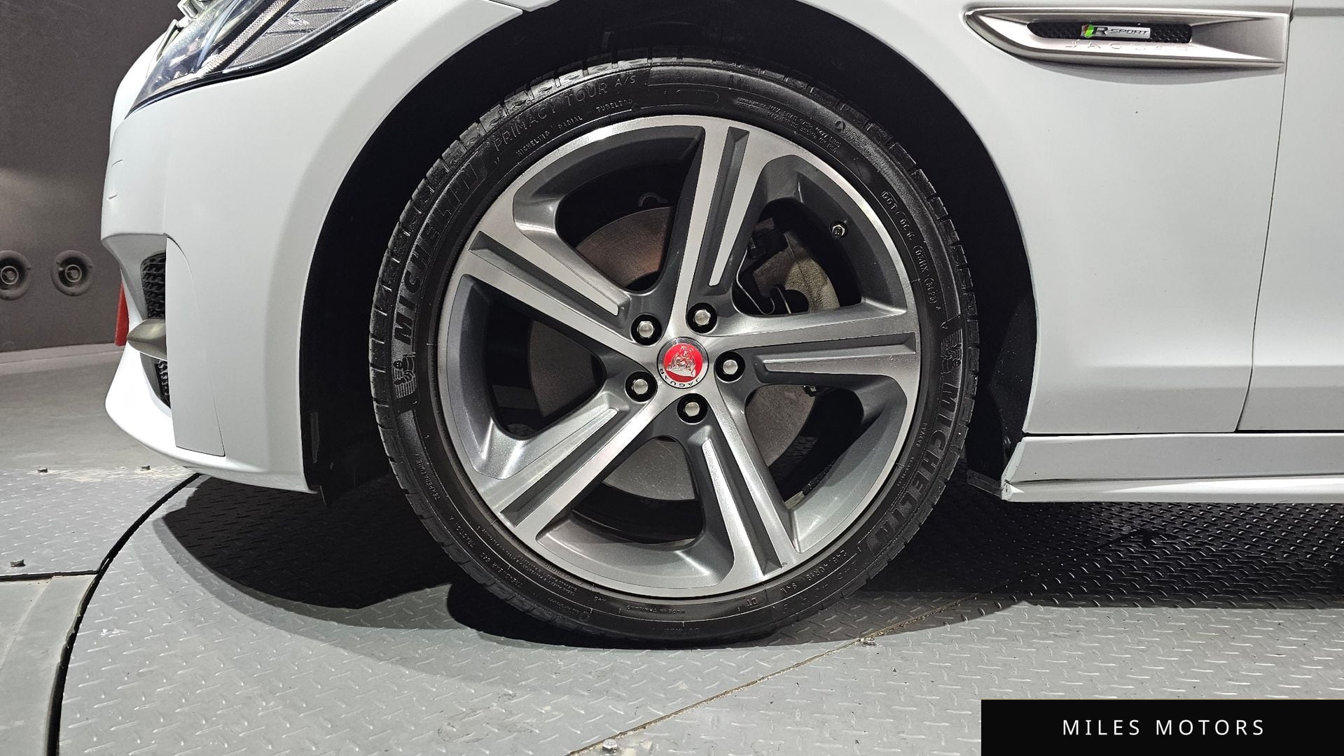 Jaguar XF (X260) 2017 — миниатюра 5