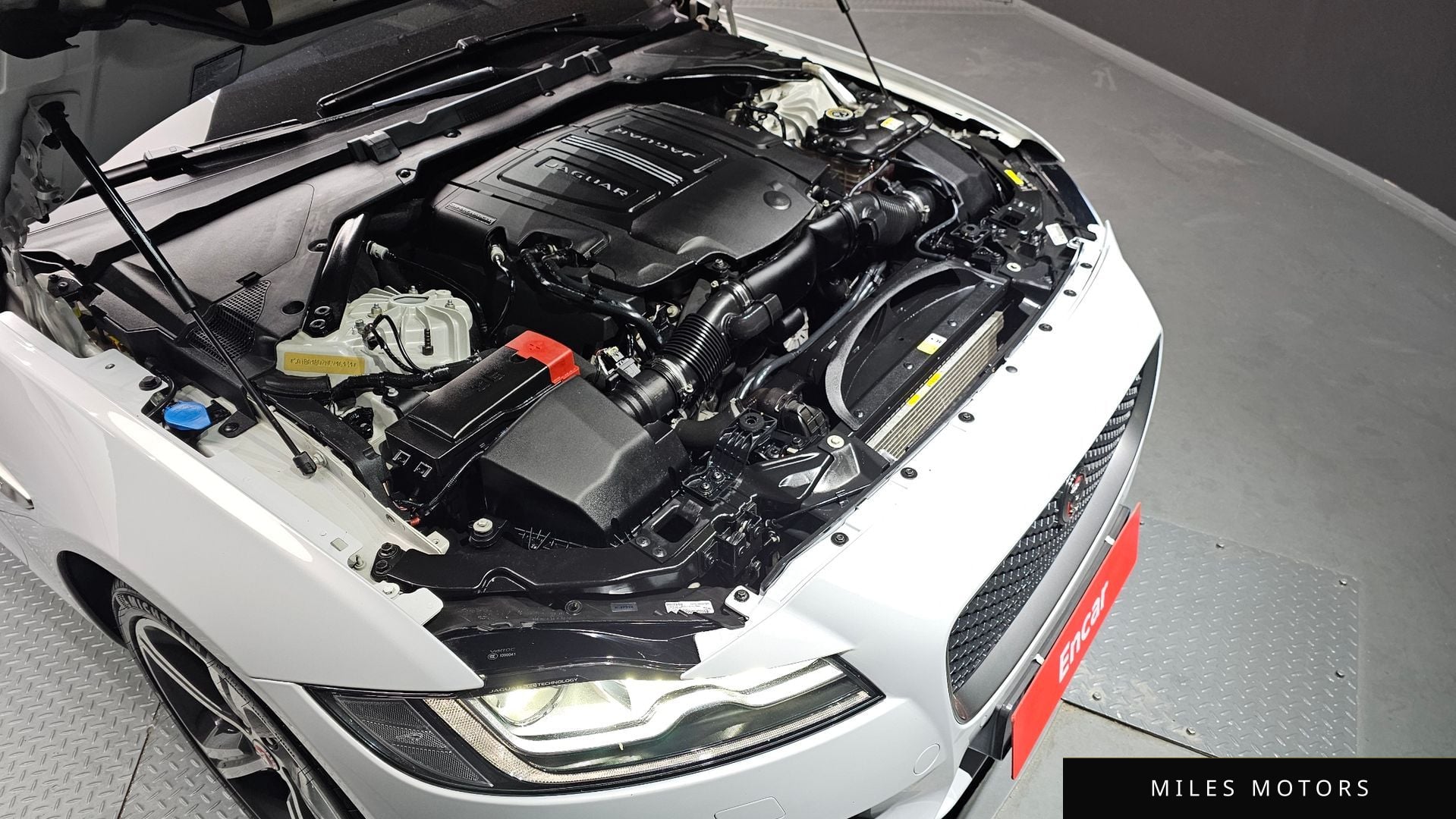 Jaguar XF (X260) 2017 — миниатюра 6
