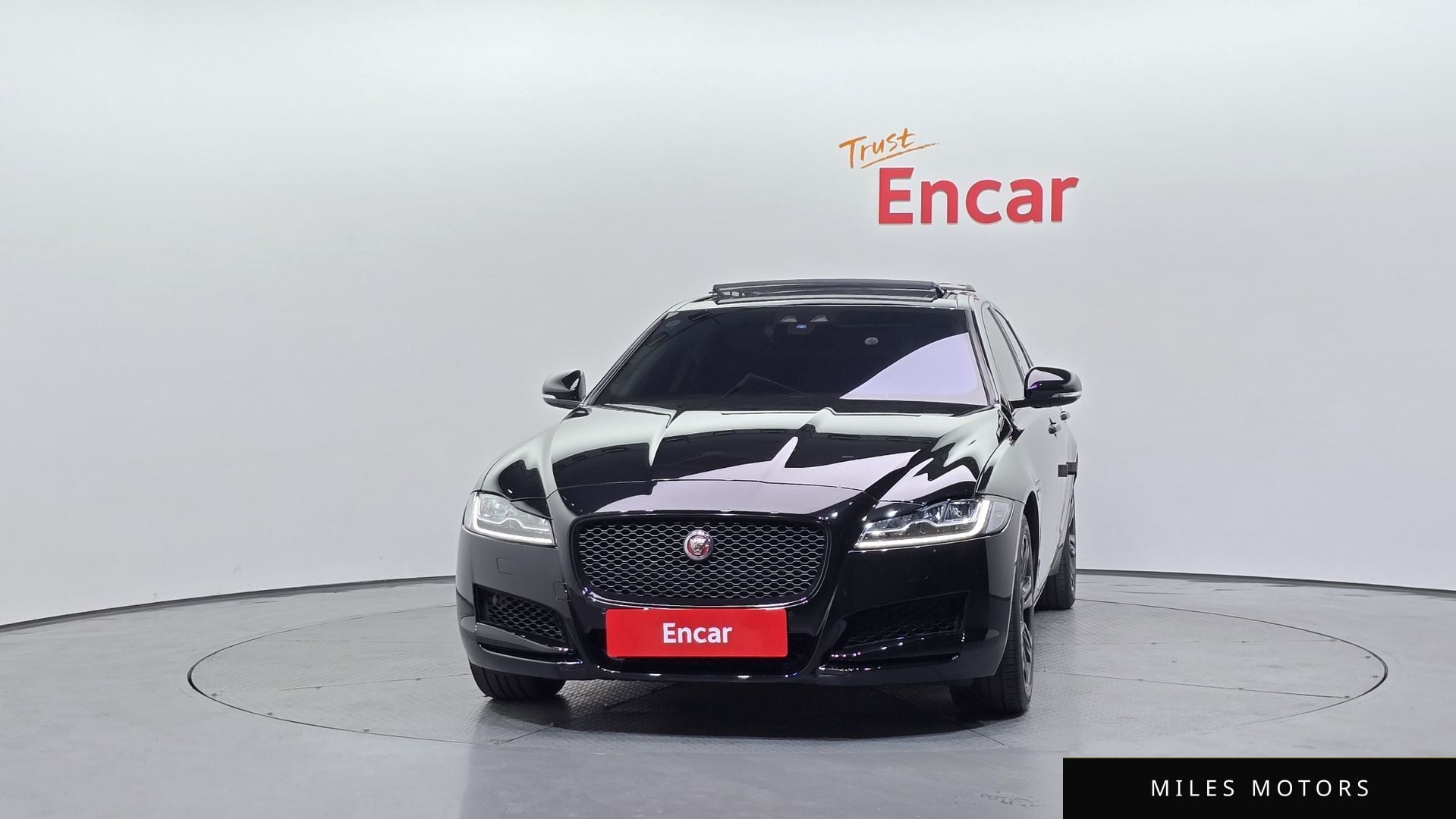 Jaguar XF (X260) 2019 — миниатюра 3