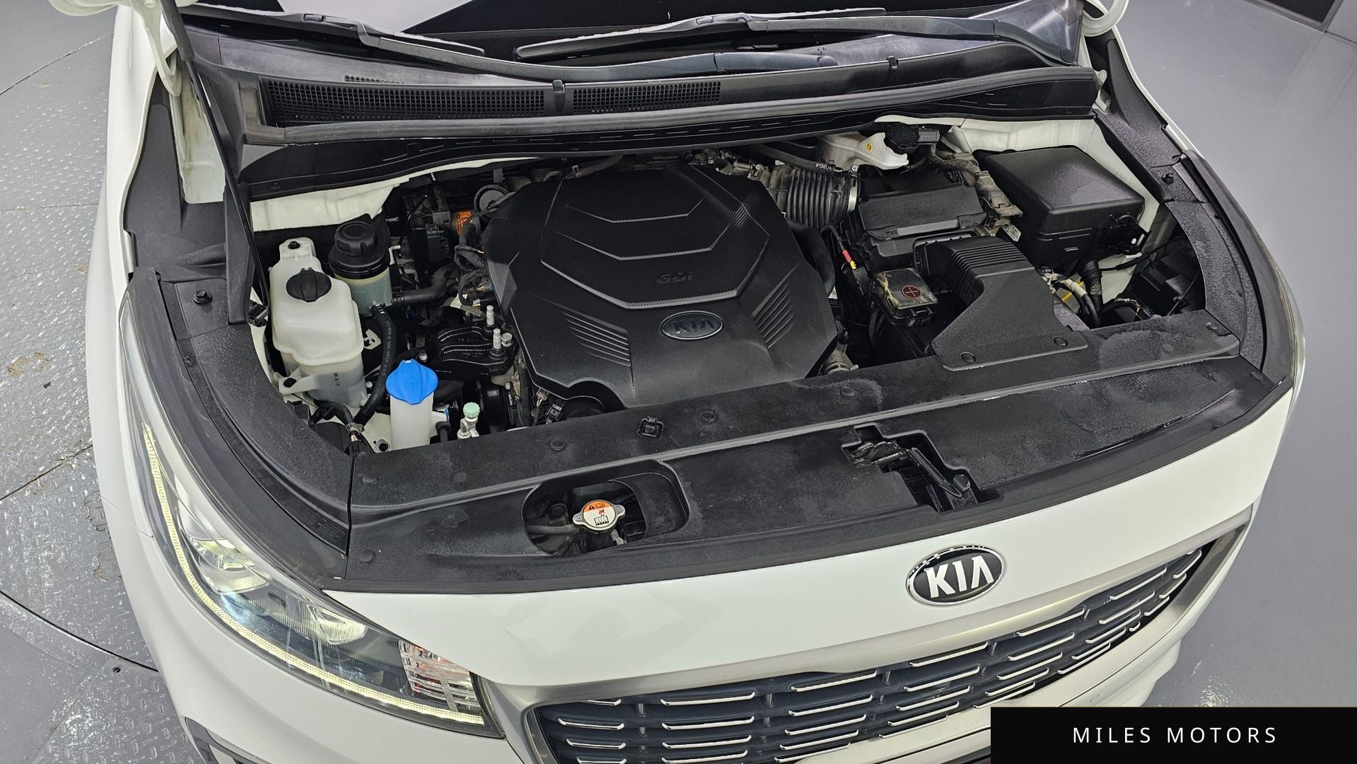 Kia Canival 2020 — миниатюра 6