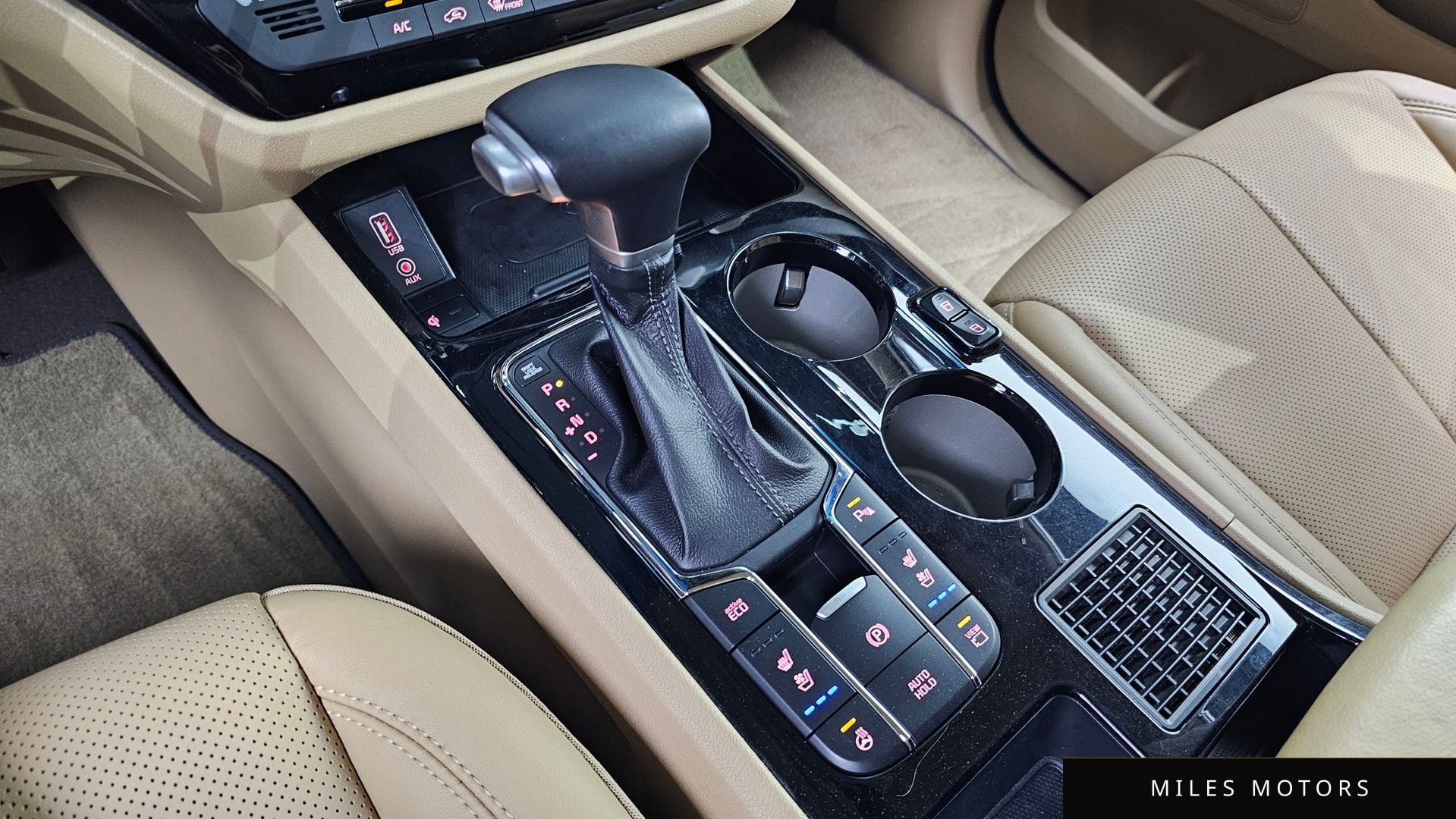 Kia Canival 2020 — миниатюра 12