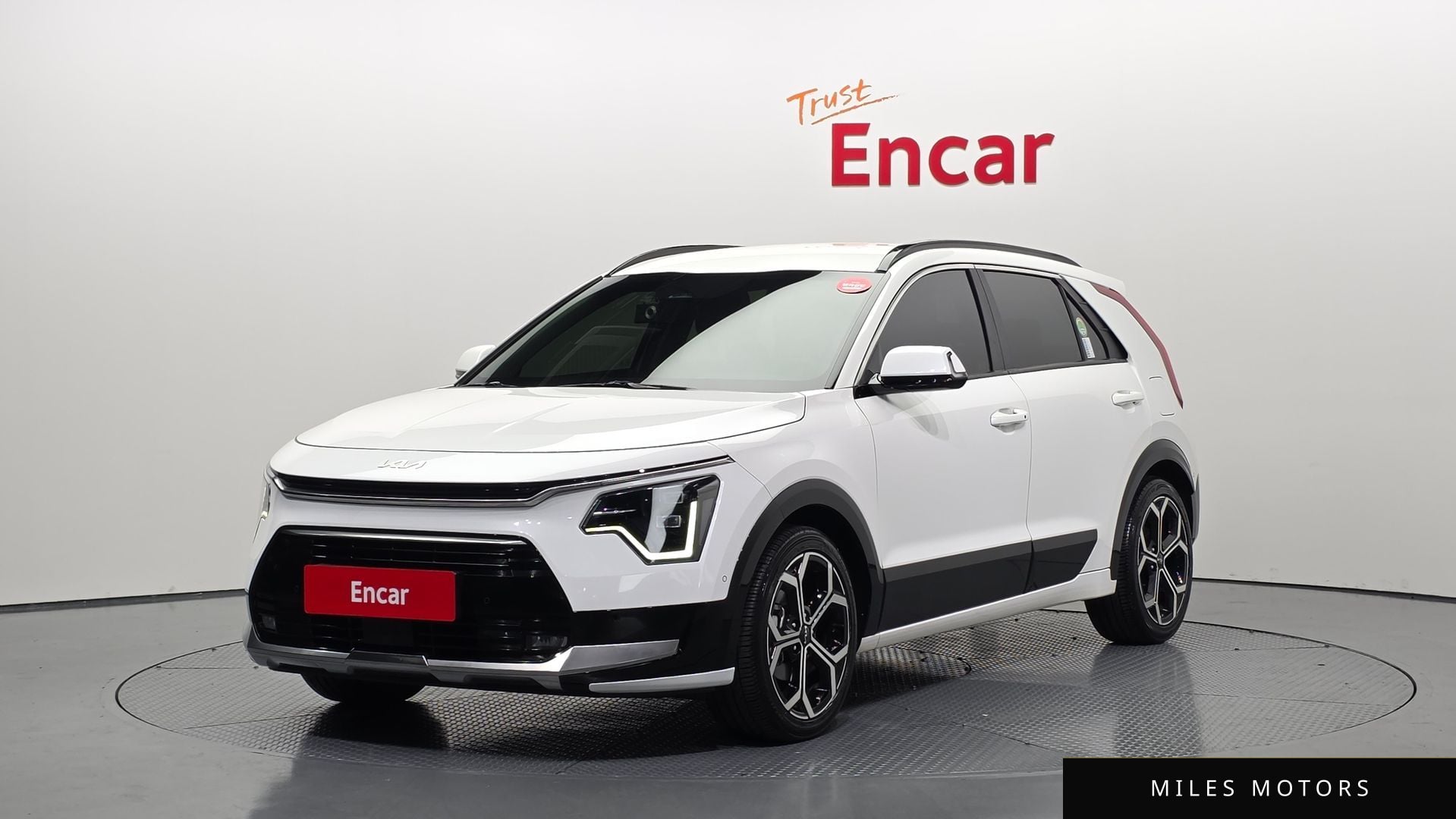 Kia Niro 2022 — фото 1 из 12