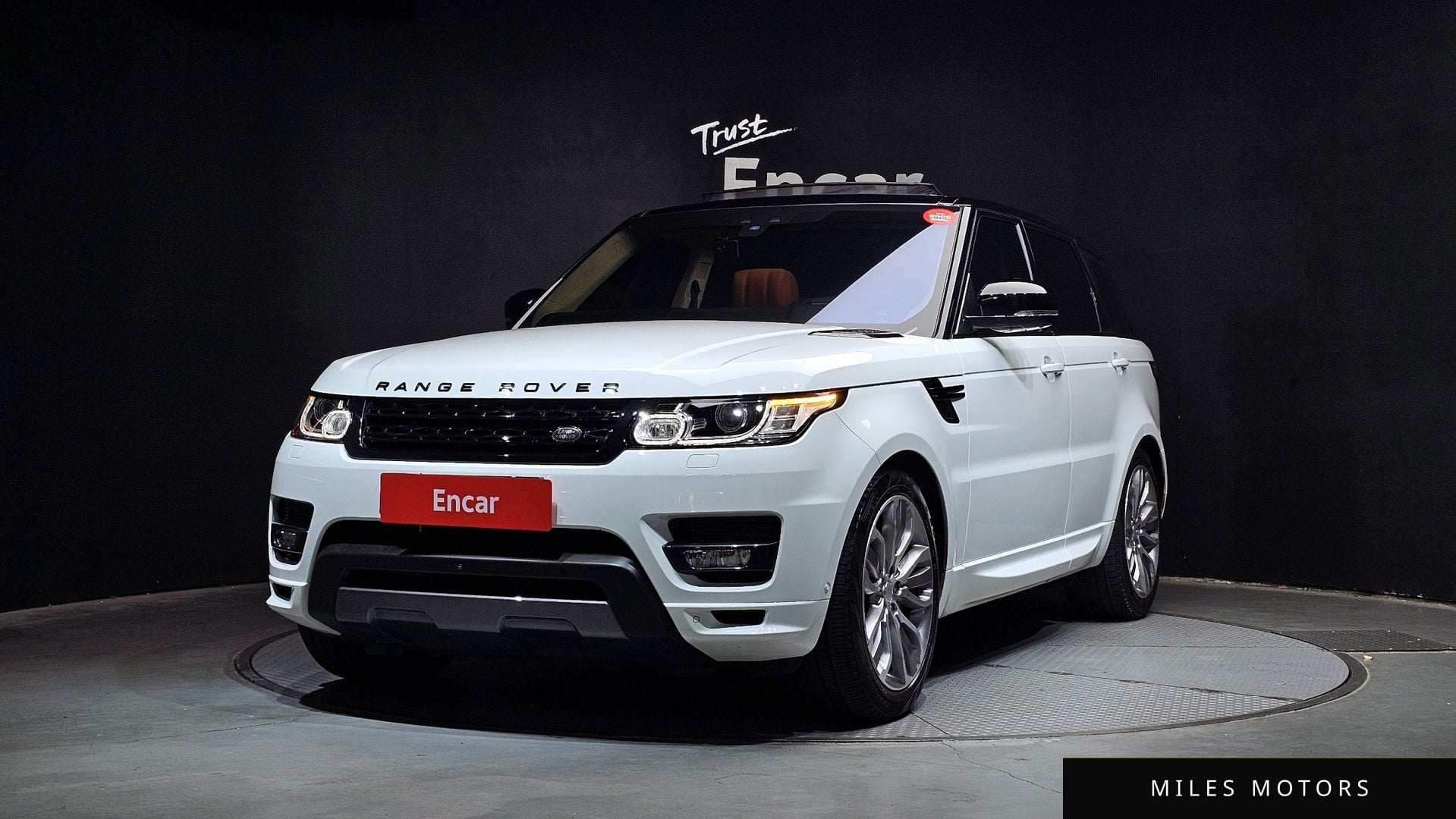 Land Rover Range Rover Sport 2017 — фото 1 из 12
