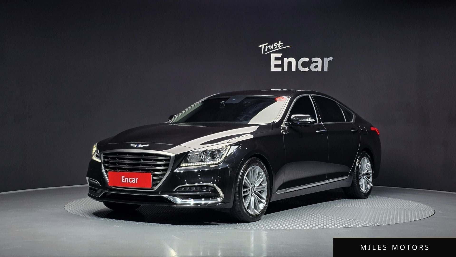 Genesis G80 2018 — фото 1 из 12