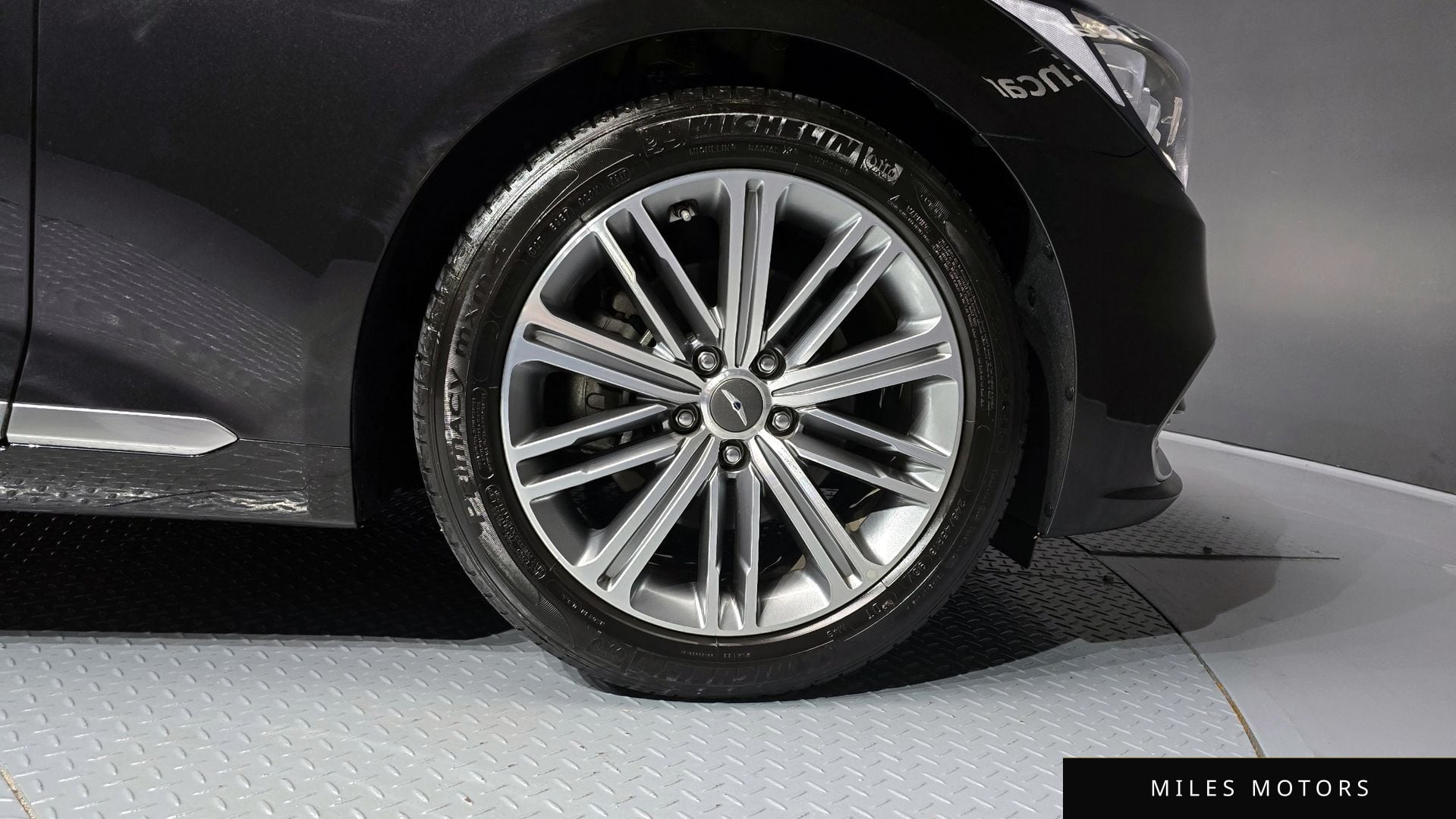Genesis G80 2018 — миниатюра 7