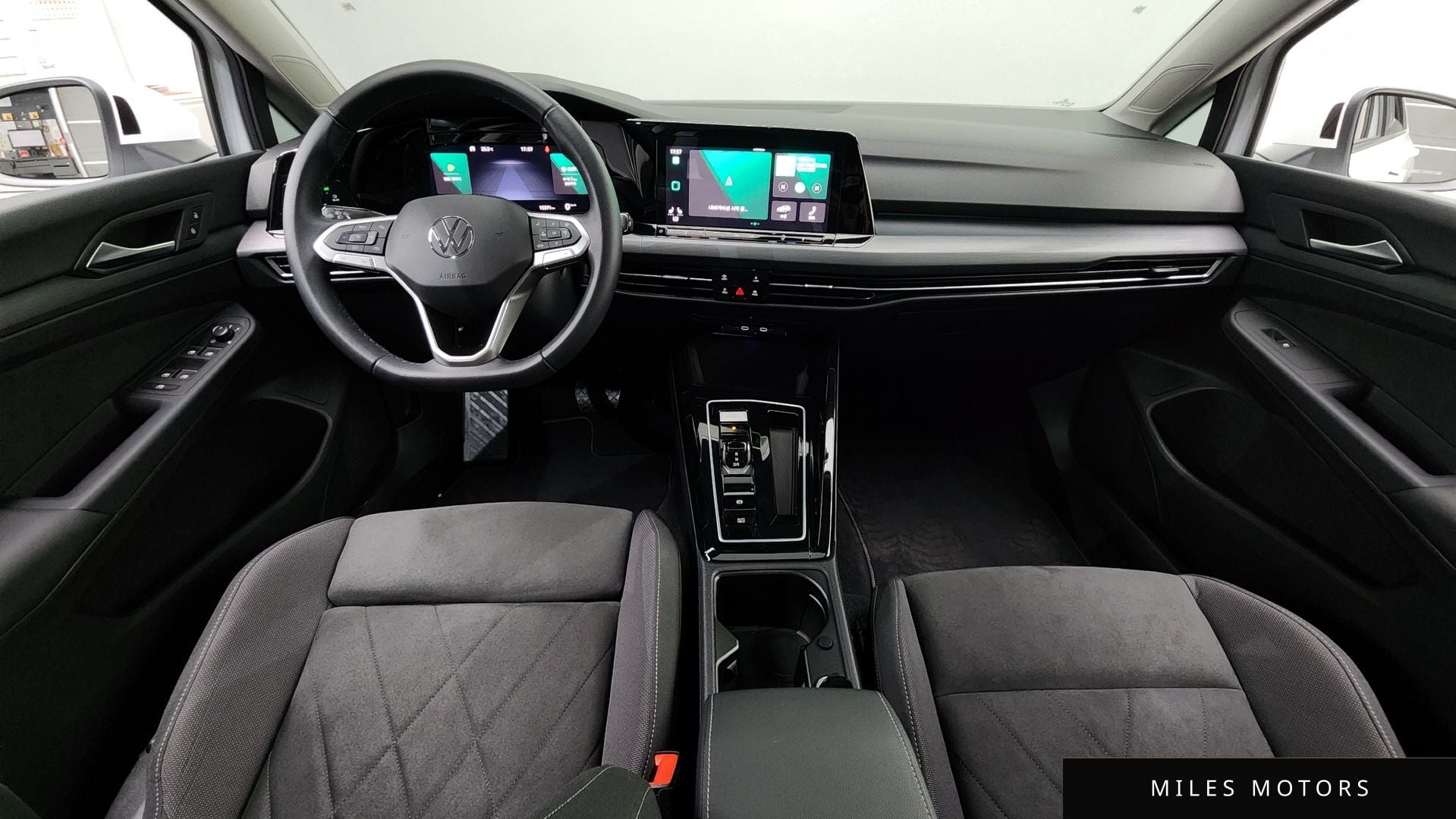 Volkswagen Golf 2024 — миниатюра 10