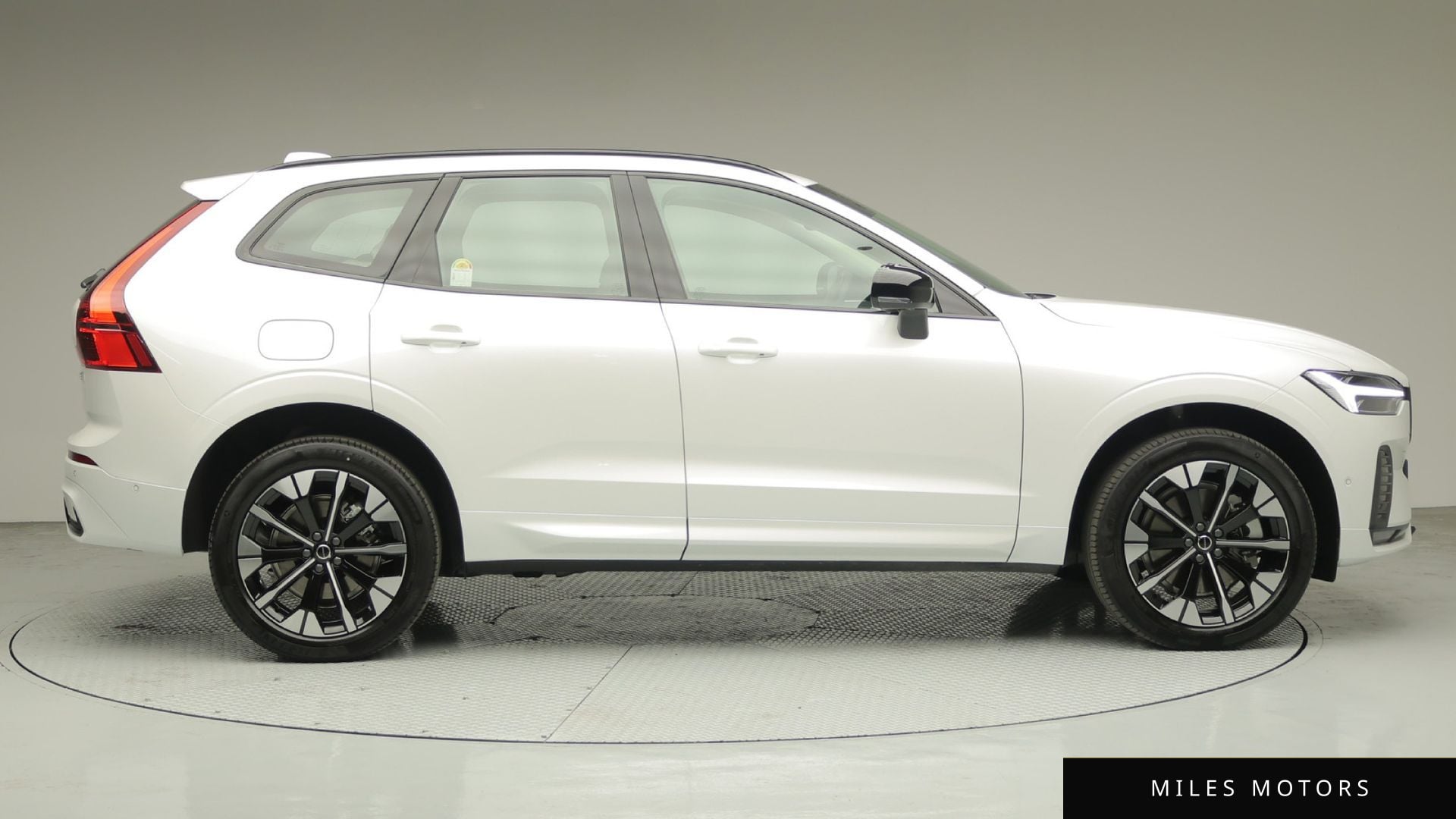 Volvo XC60 2026 — миниатюра 3