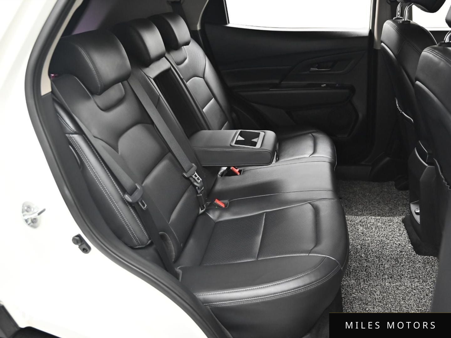 KG Mobility Beautiful Korando 2021 — миниатюра 12