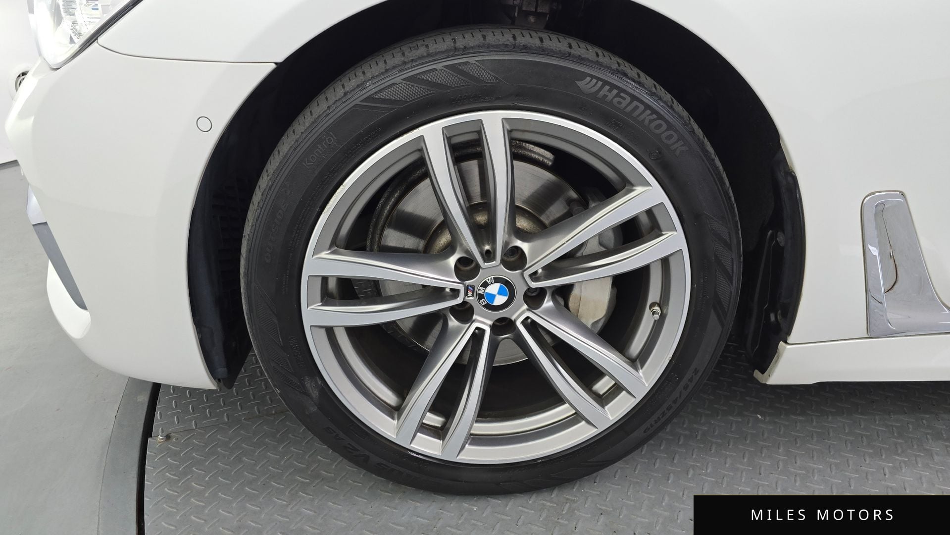 BMW 7 Series (G11) 2017 — миниатюра 5