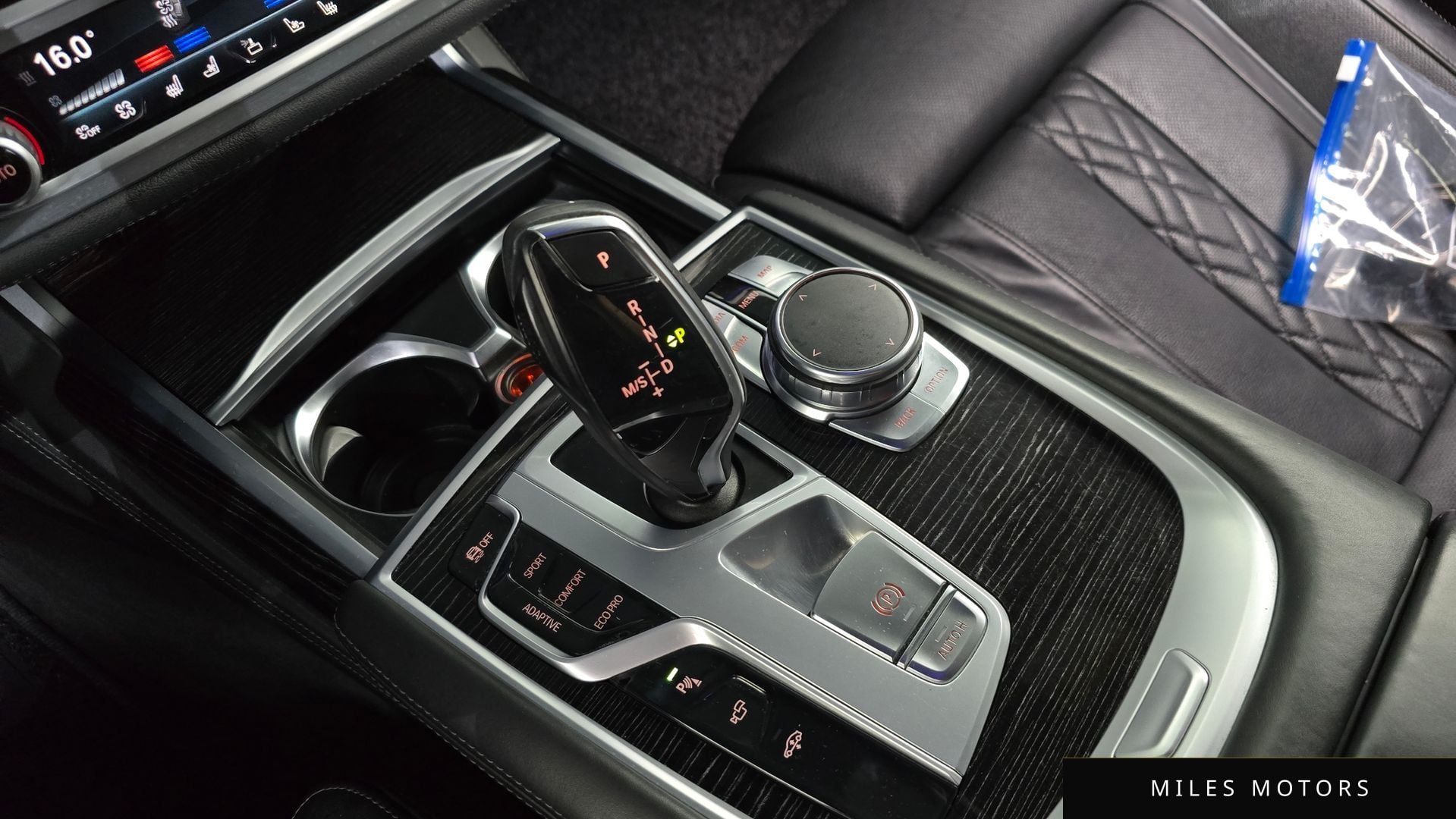 BMW 7 Series (G11) 2017 — миниатюра 9