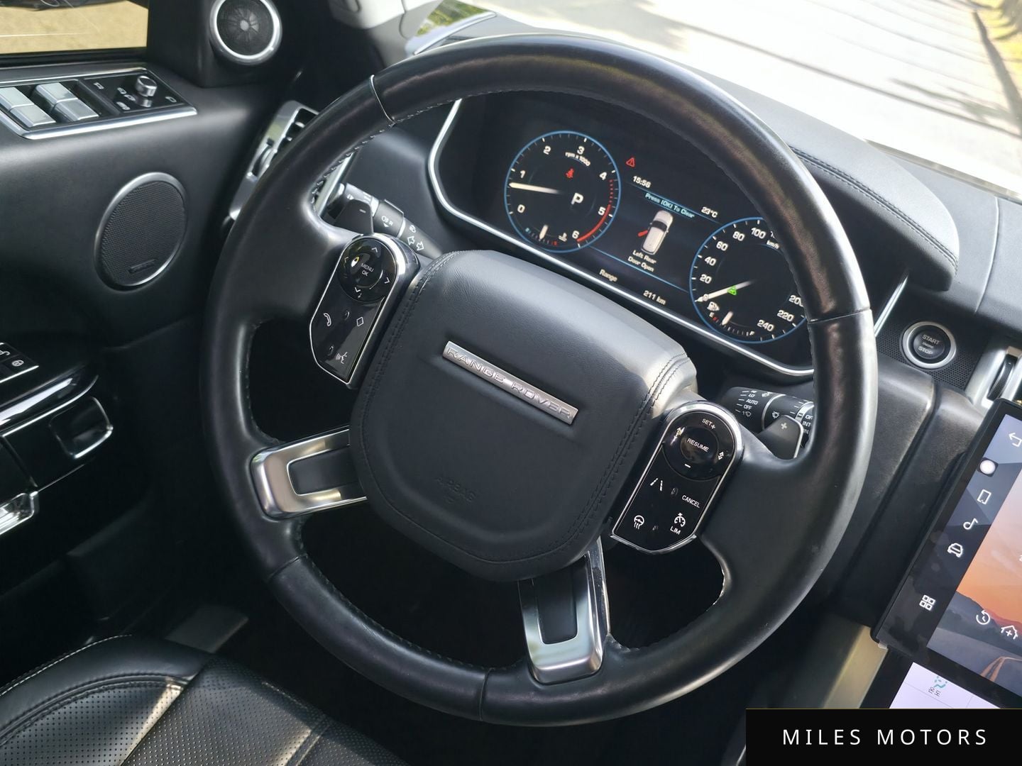 Land Rover Range Rover 2013 — миниатюра 10