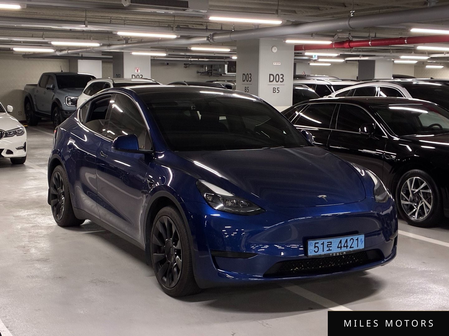 Tesla Model Y 2023 — миниатюра 3