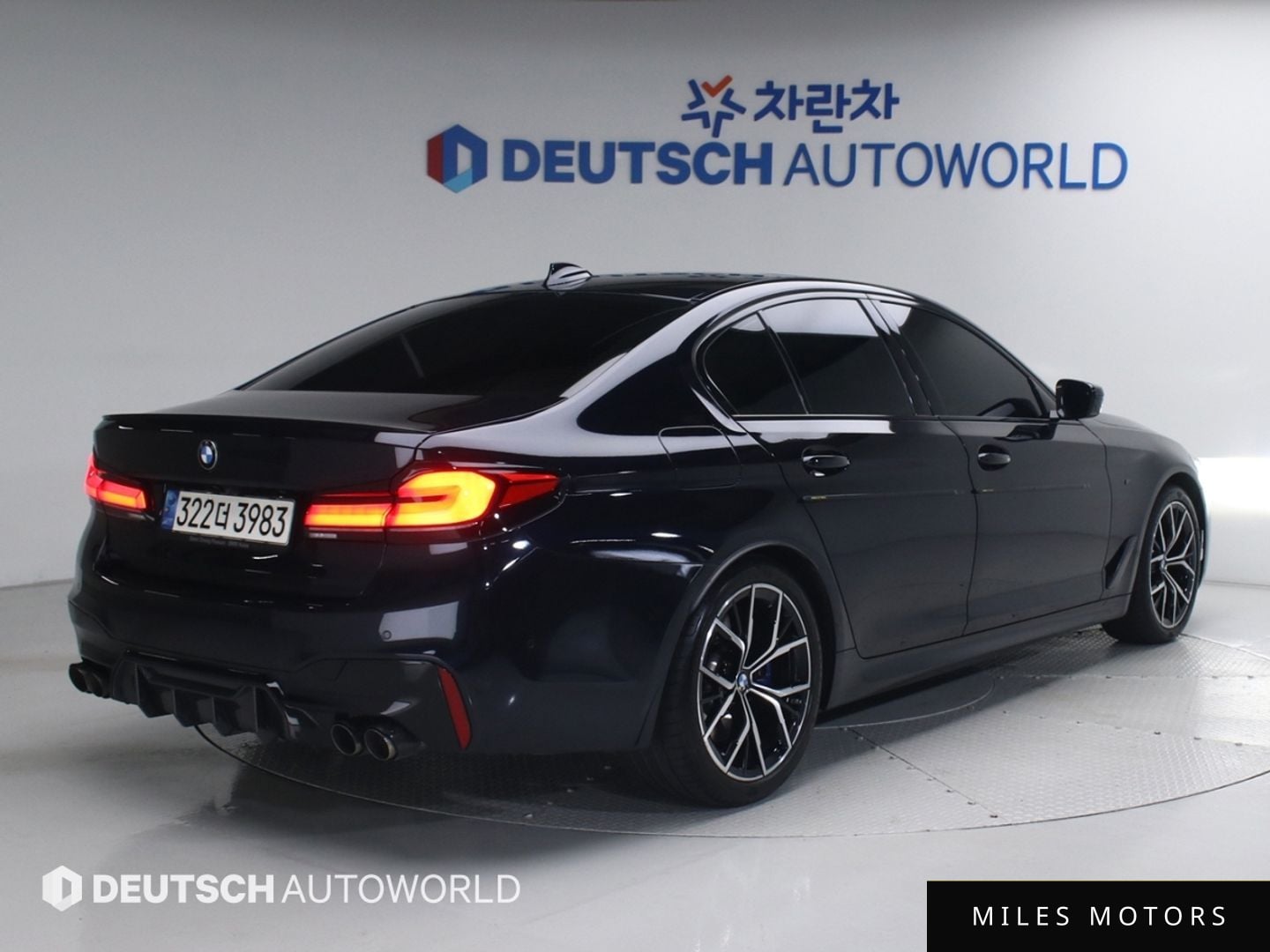 BMW 5 Series (G30) 2020 — миниатюра 3