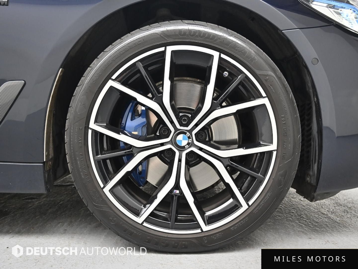 BMW 5 Series (G30) 2020 — миниатюра 6