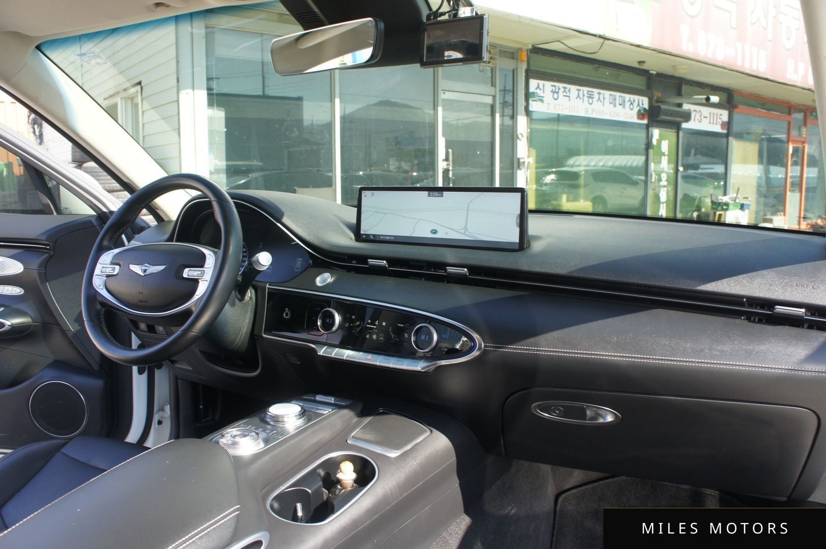 Genesis GV70 2021 — миниатюра 12