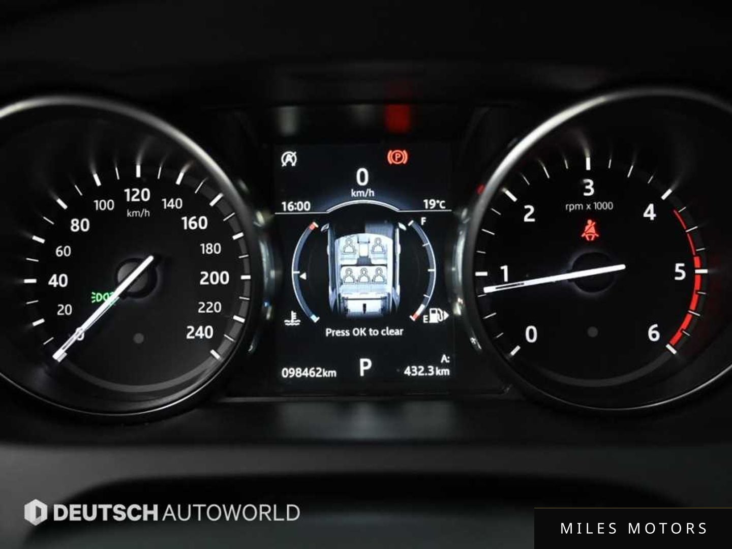 Land Rover Discovery Sport 2018 — миниатюра 8