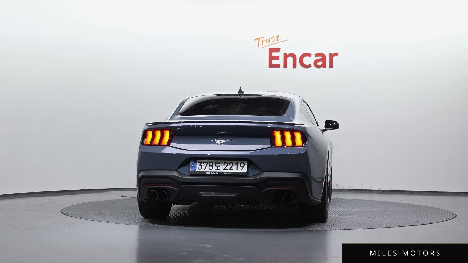 Ford Mustang 2024 — миниатюра 3