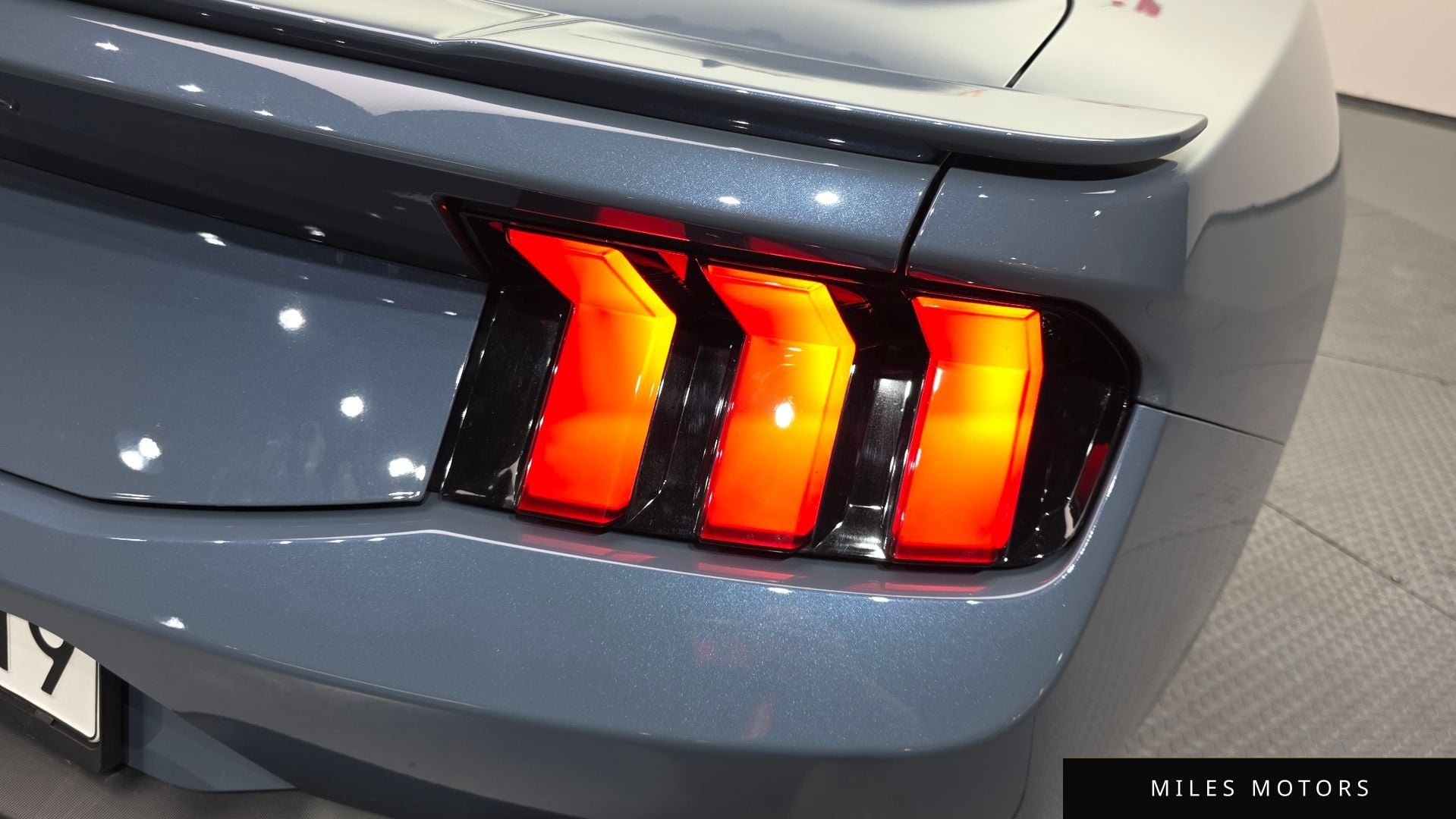Ford Mustang 2024 — миниатюра 8
