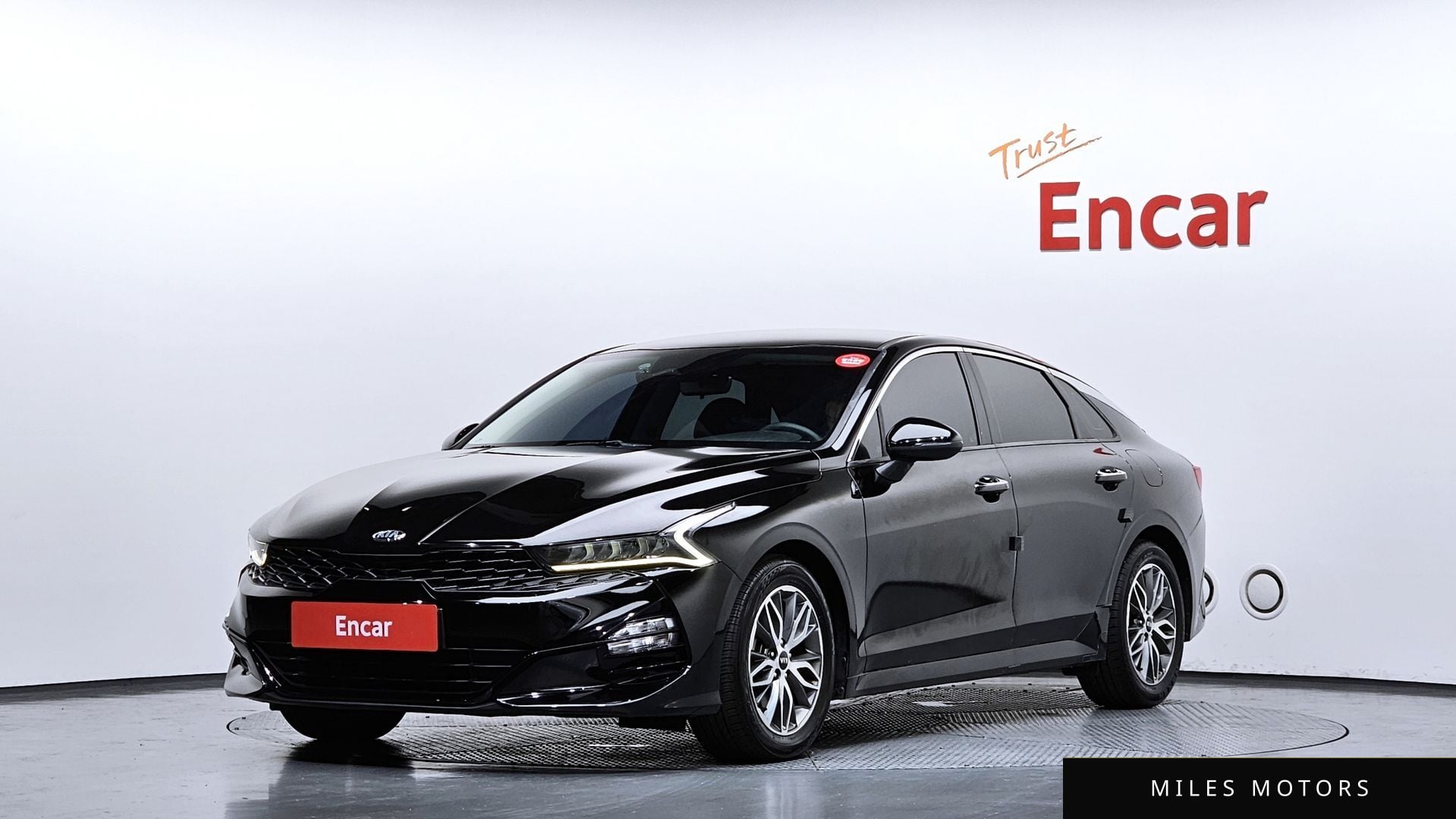 Kia K5 2021 — фото 1 из 12