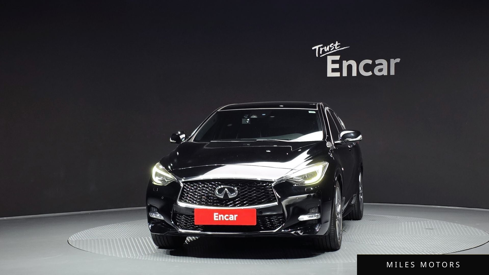 Infiniti Q30 2017 — миниатюра 3