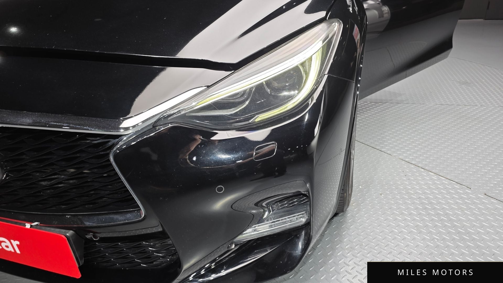 Infiniti Q30 2017 — миниатюра 8