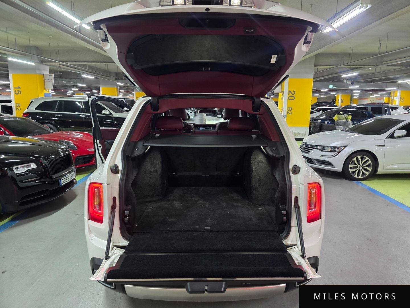 Rolls-Royce Cullinan 2020 — миниатюра 8