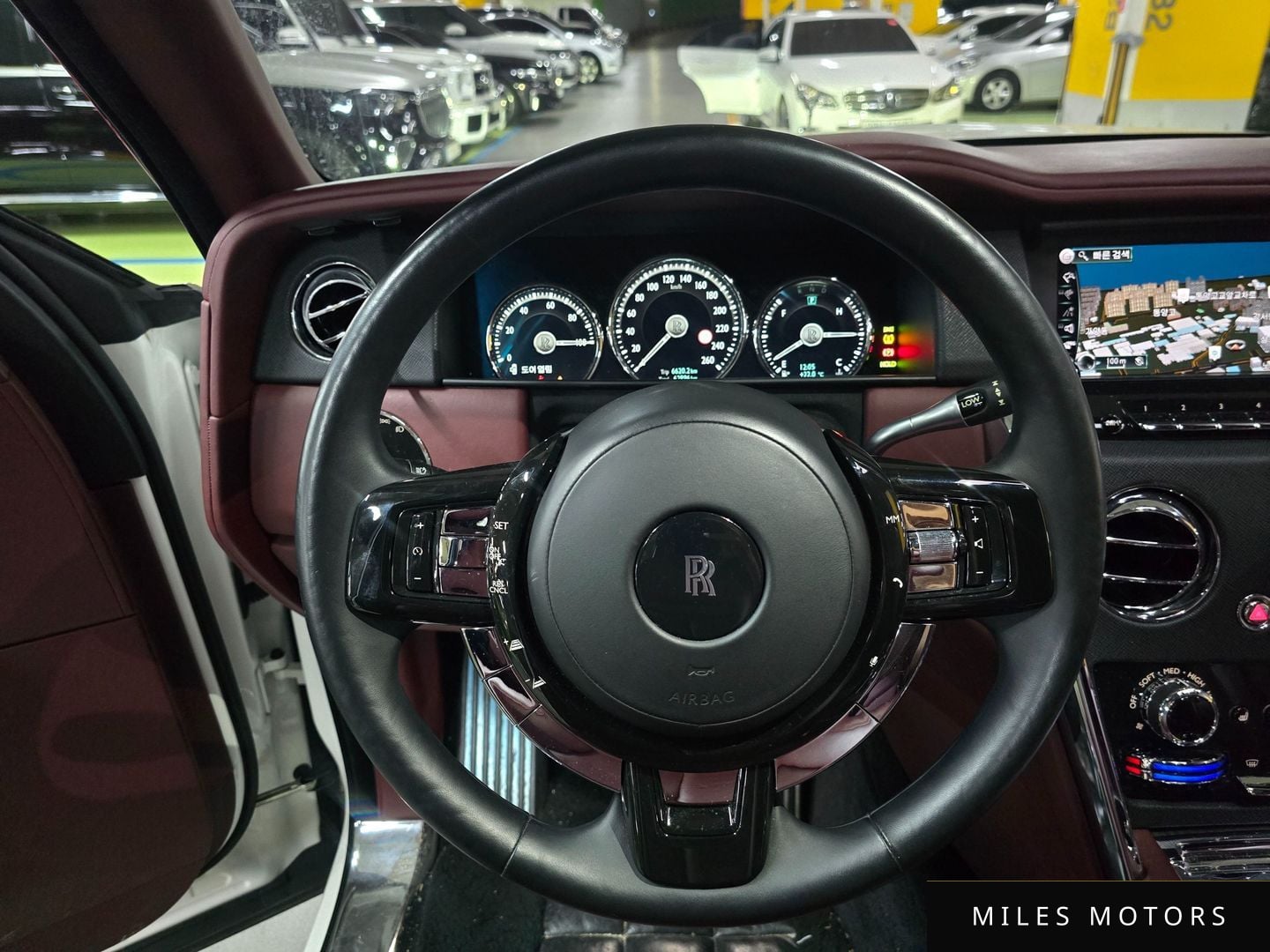 Rolls-Royce Cullinan 2020 — миниатюра 10