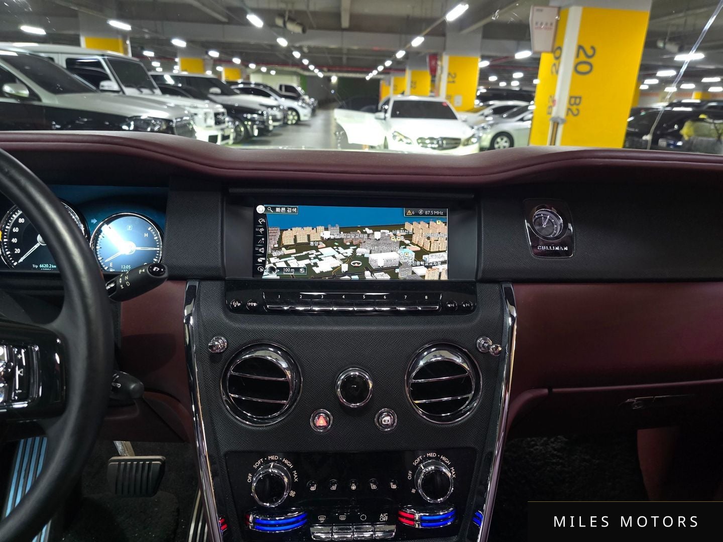 Rolls-Royce Cullinan 2020 — миниатюра 11
