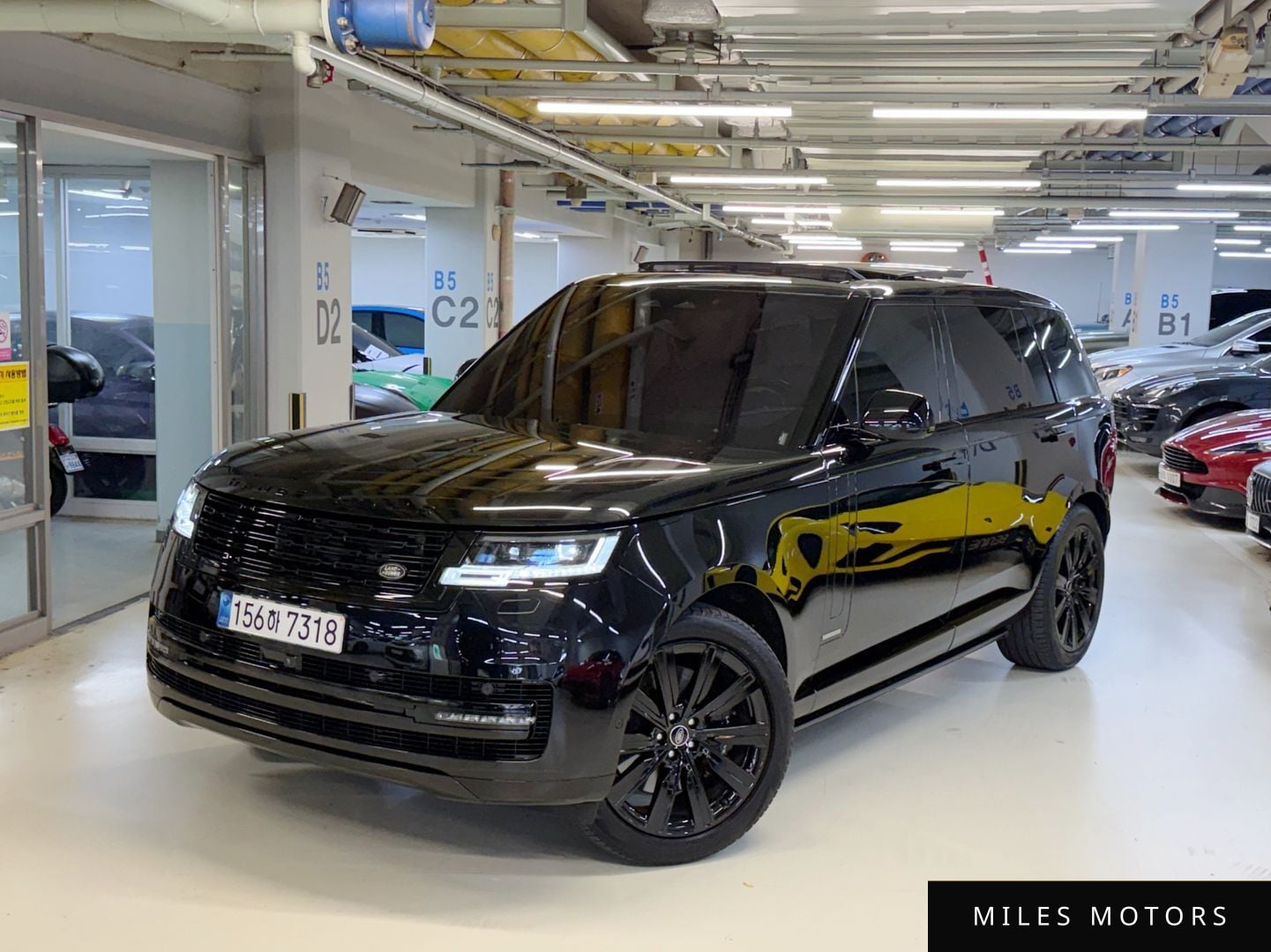 Land Rover Range Rover 2023 — миниатюра 3