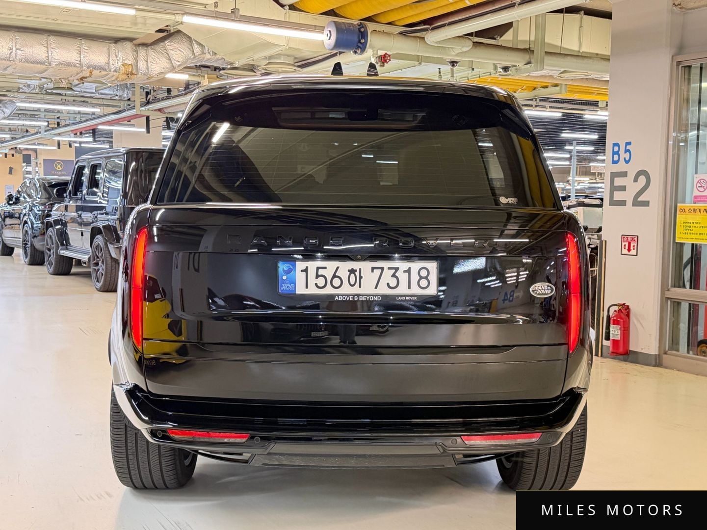 Land Rover Range Rover 2023 — миниатюра 5