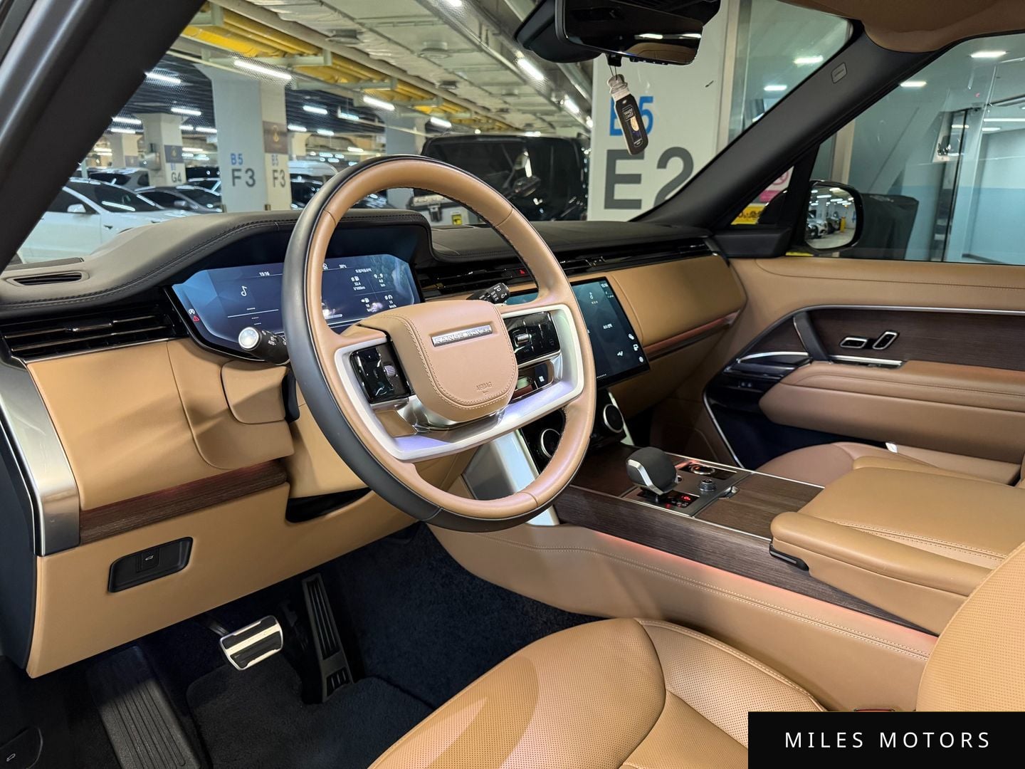 Land Rover Range Rover 2023 — миниатюра 6