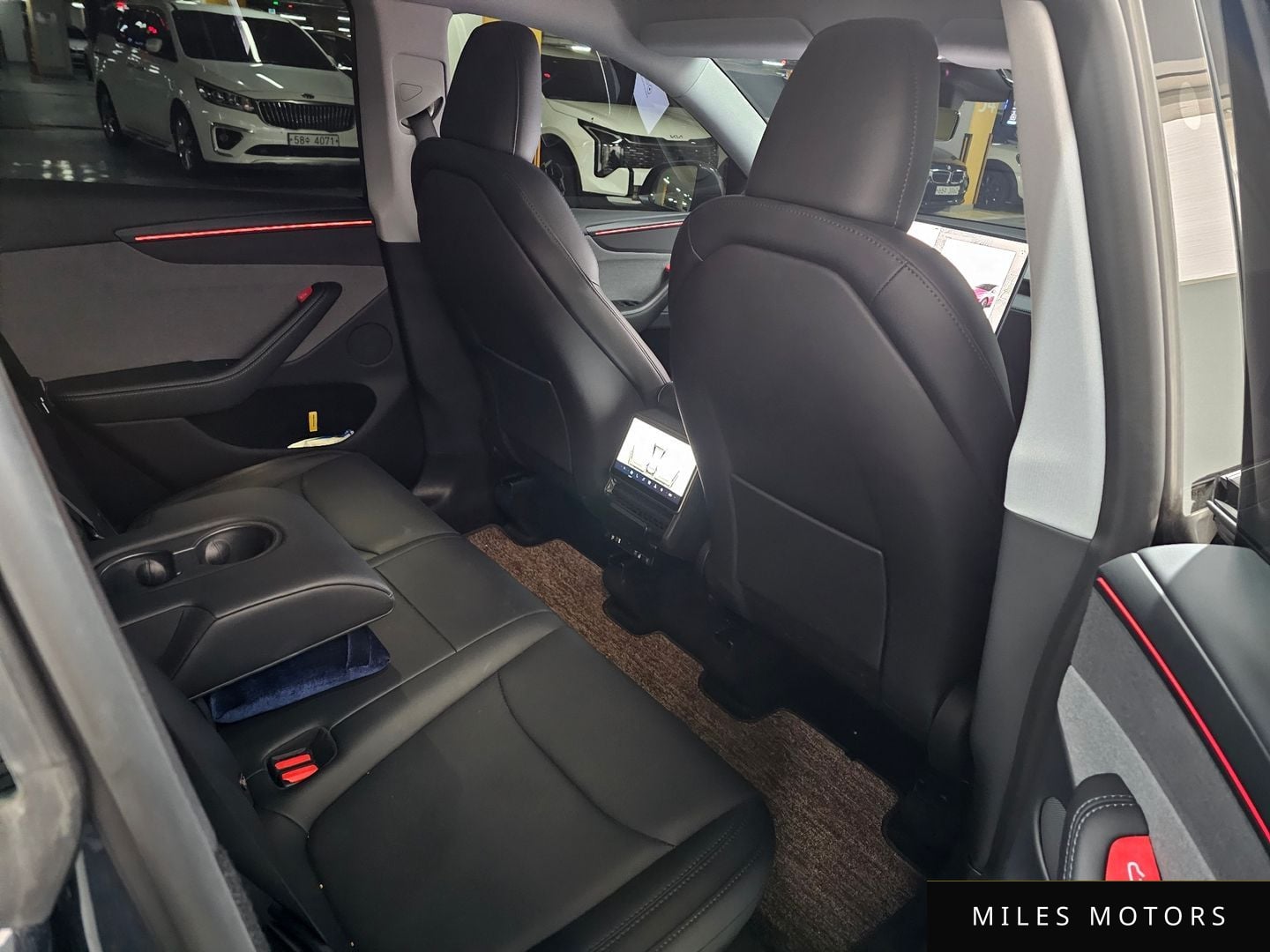 Tesla Model Y 2025 — миниатюра 8