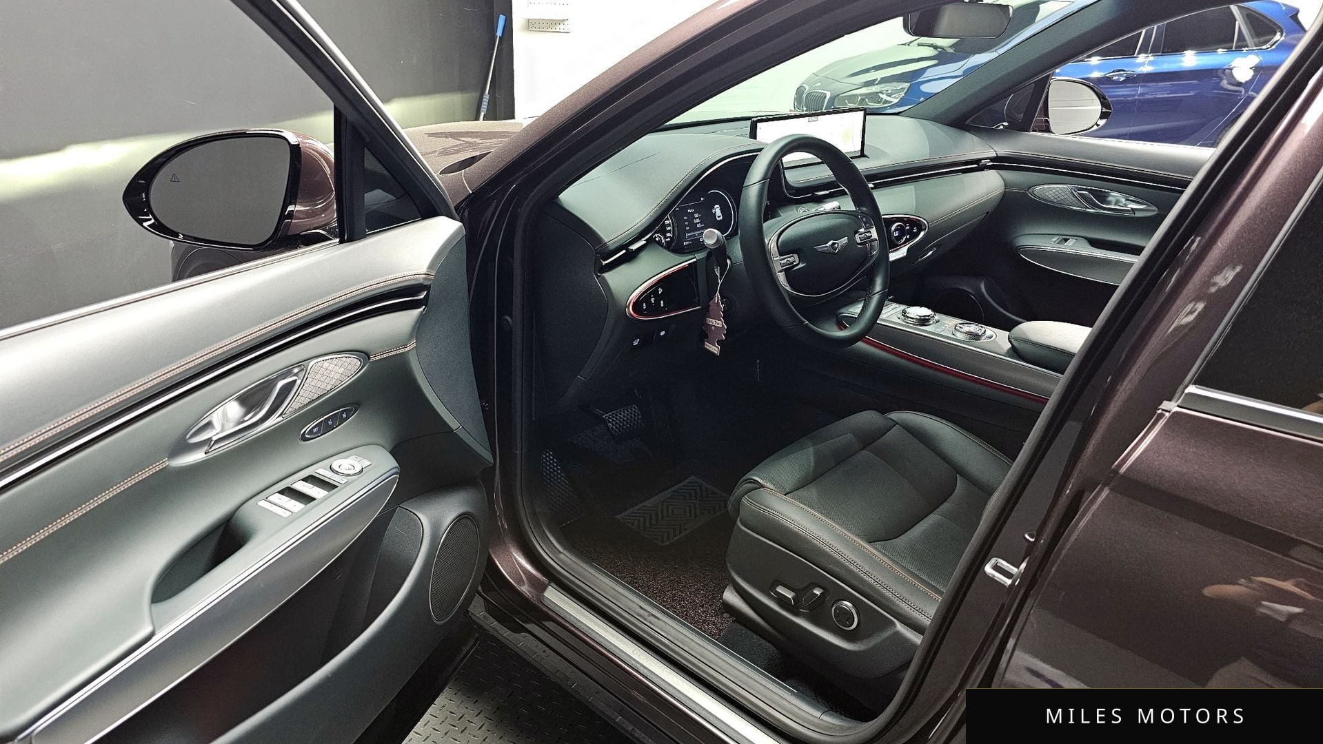 Genesis GV70 2023 — миниатюра 12