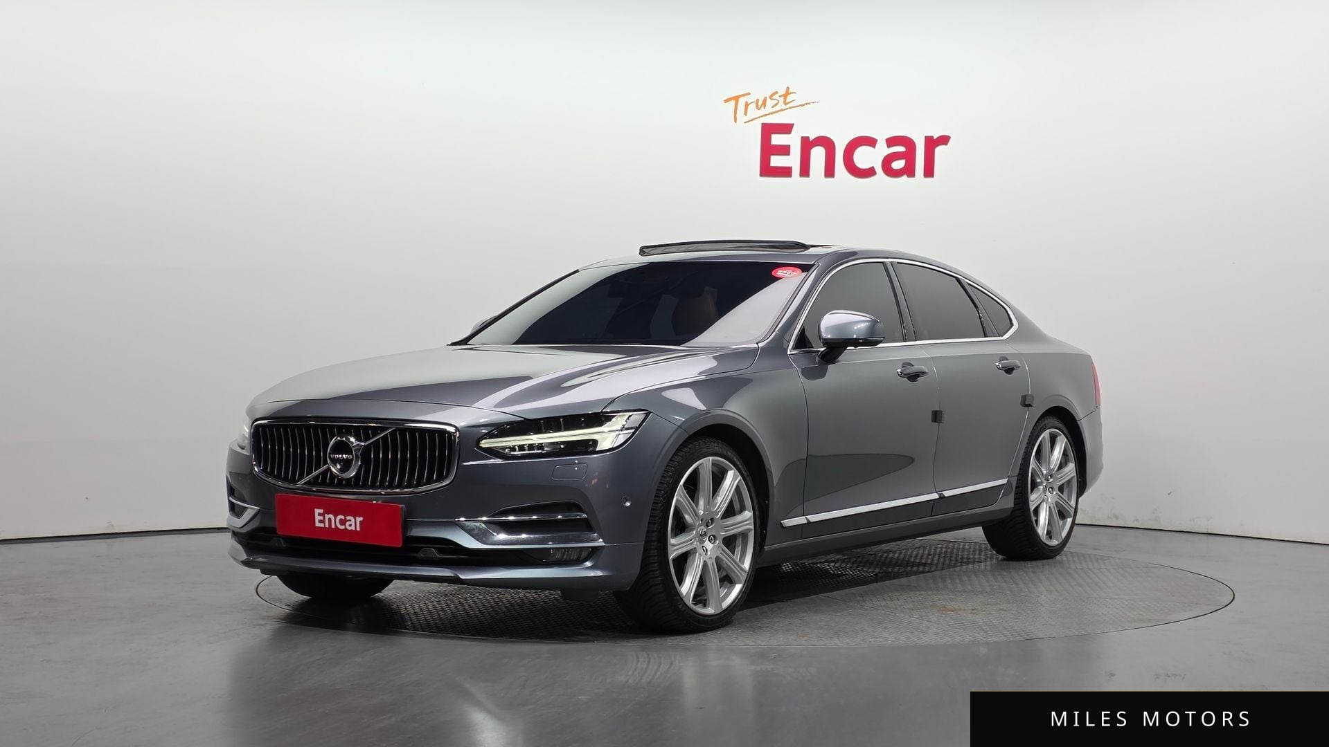 Volvo S90 2018 — фото 1 из 12