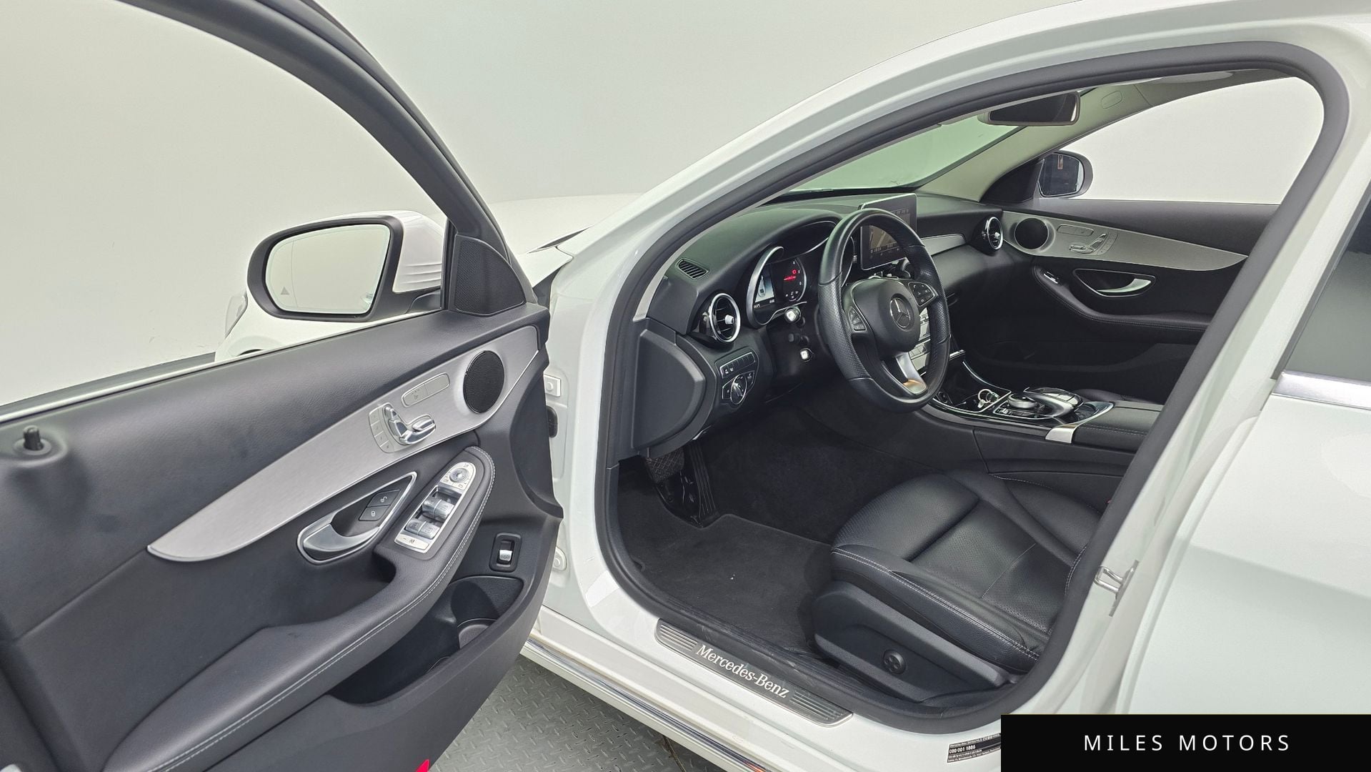 Mercedes-Benz C-Class W205 2018 — миниатюра 10