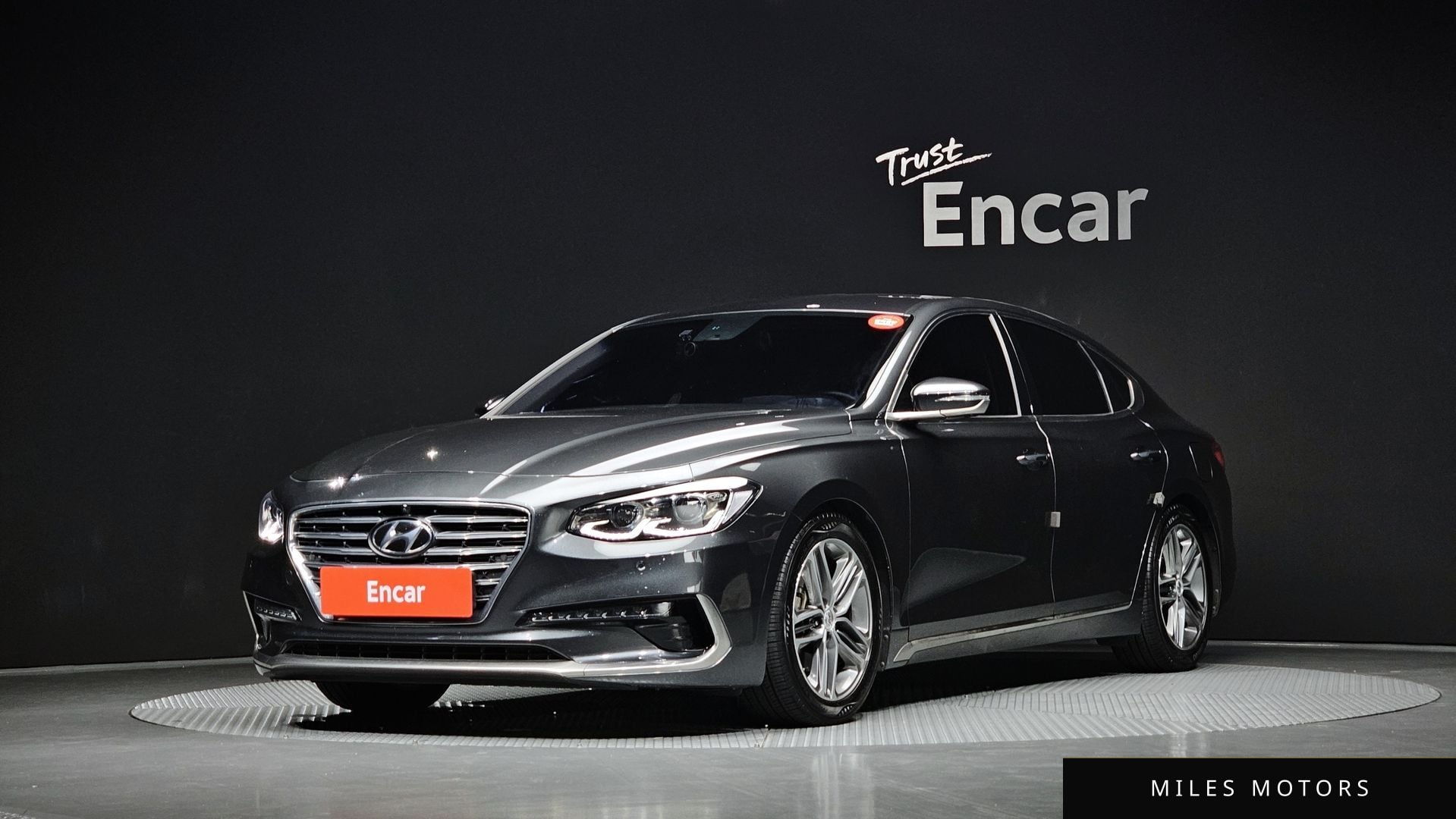 Hyundai Grandeur 2019 — фото 1 из 12