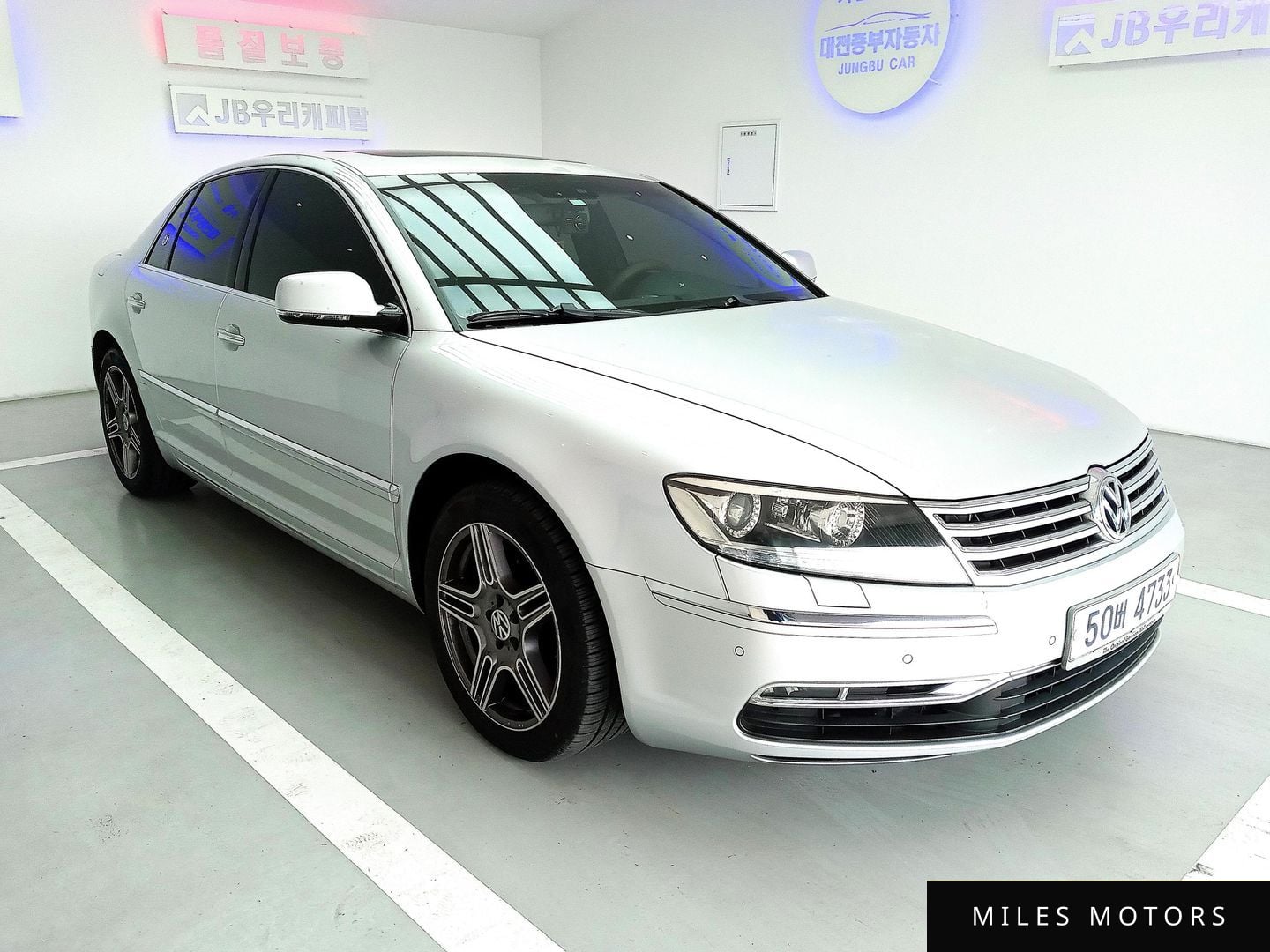 Volkswagen Phaeton 2011 — миниатюра 2
