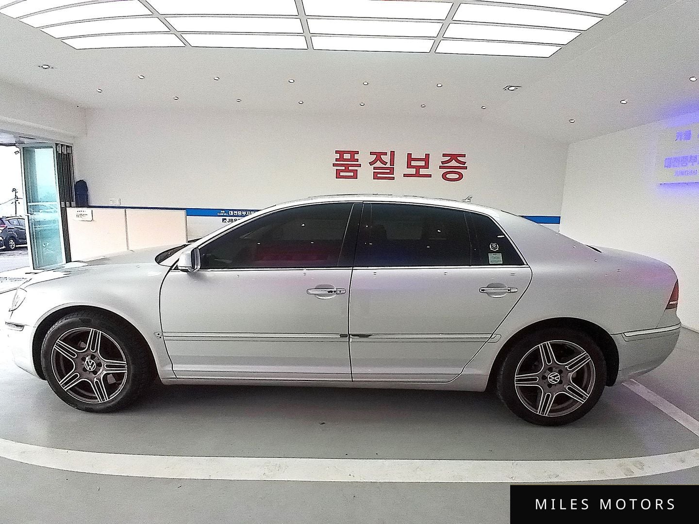 Volkswagen Phaeton 2011 — миниатюра 8