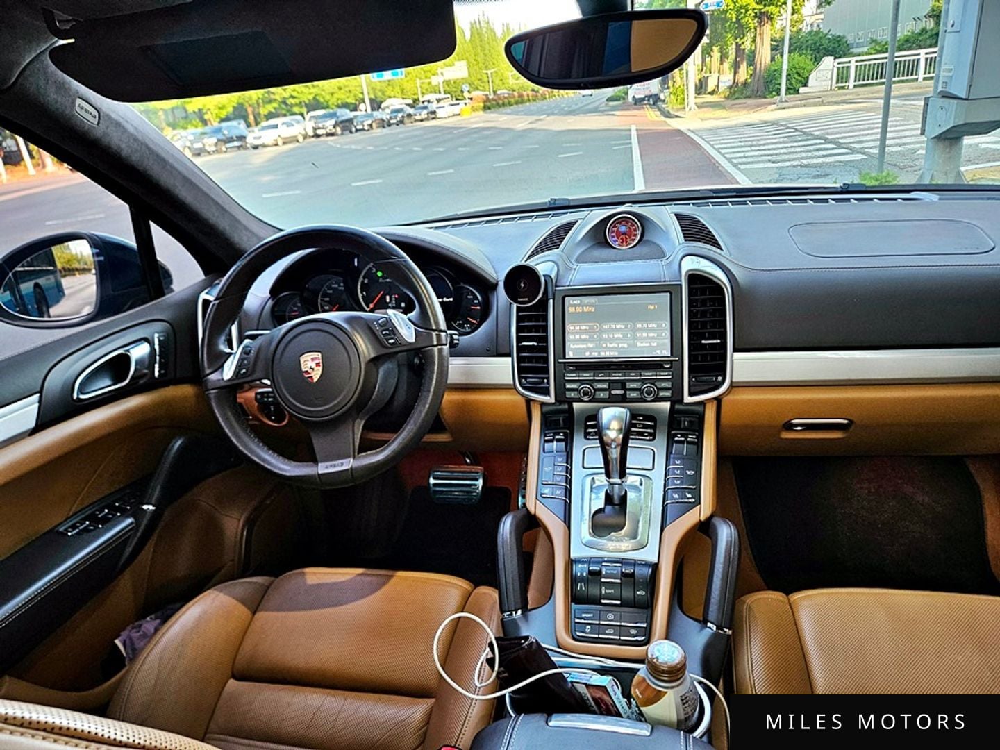 Porsche Cayenne 2011 — миниатюра 10