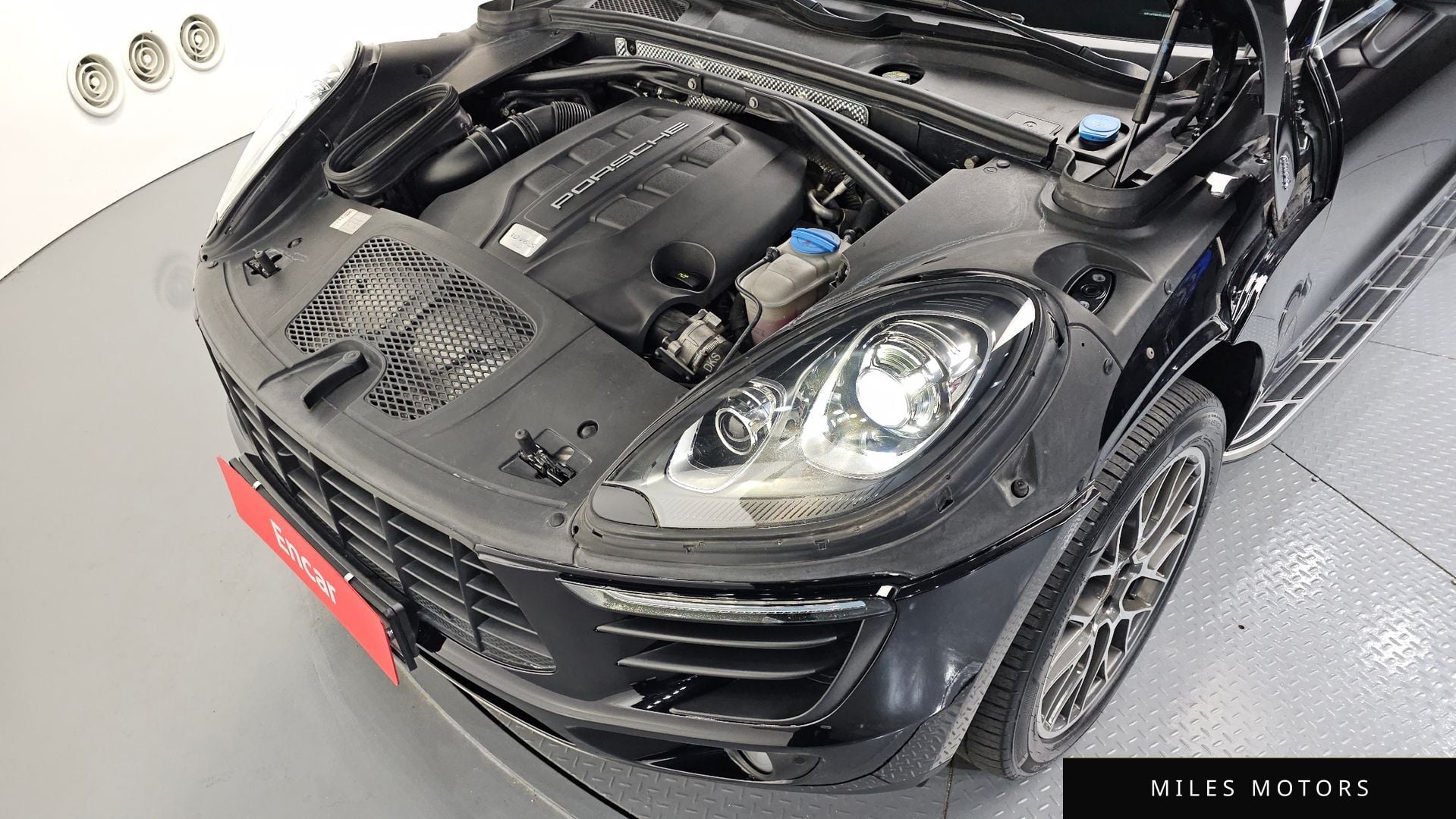 Porsche Macan 2015 — миниатюра 6