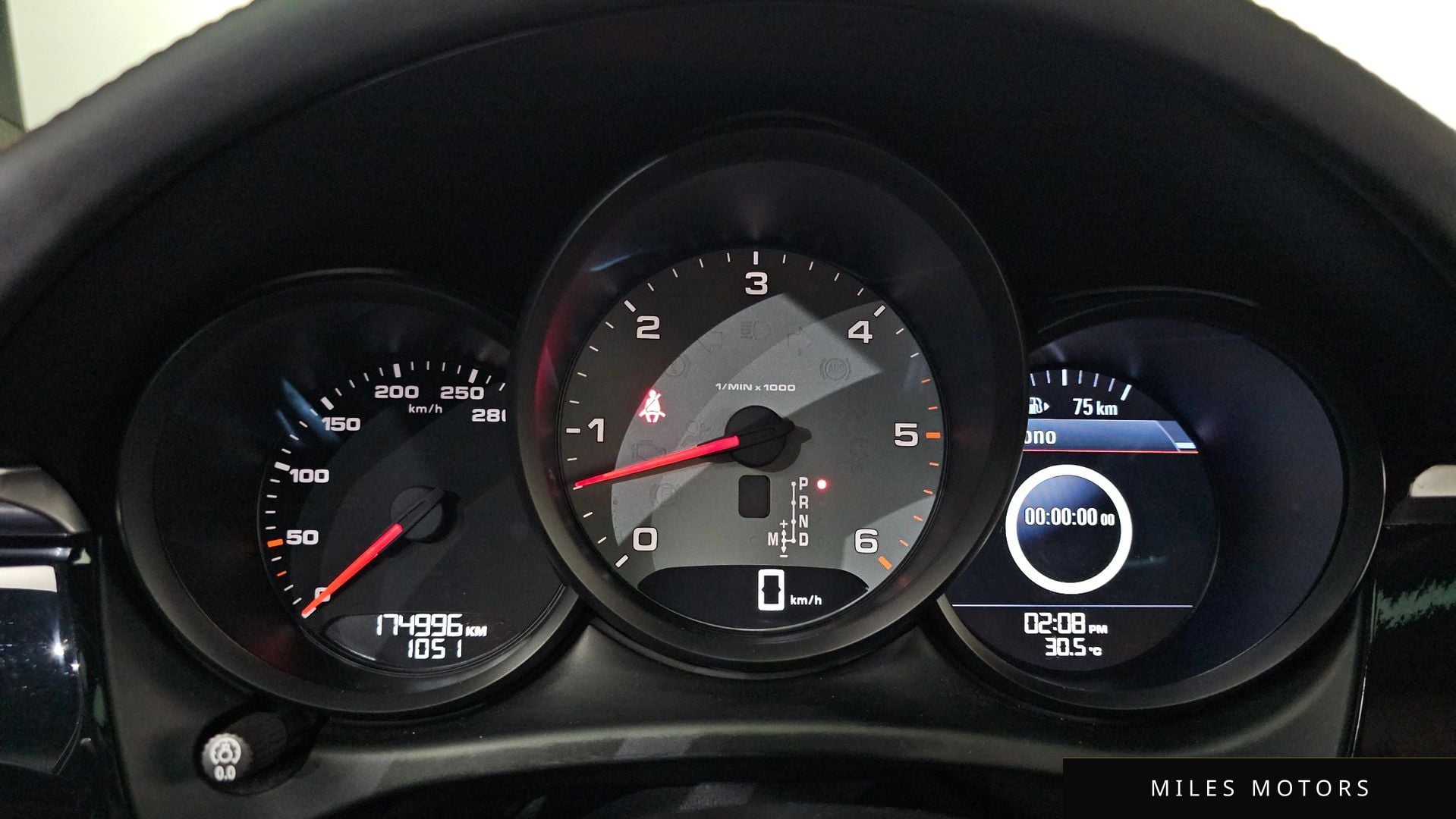 Porsche Macan 2015 — миниатюра 8