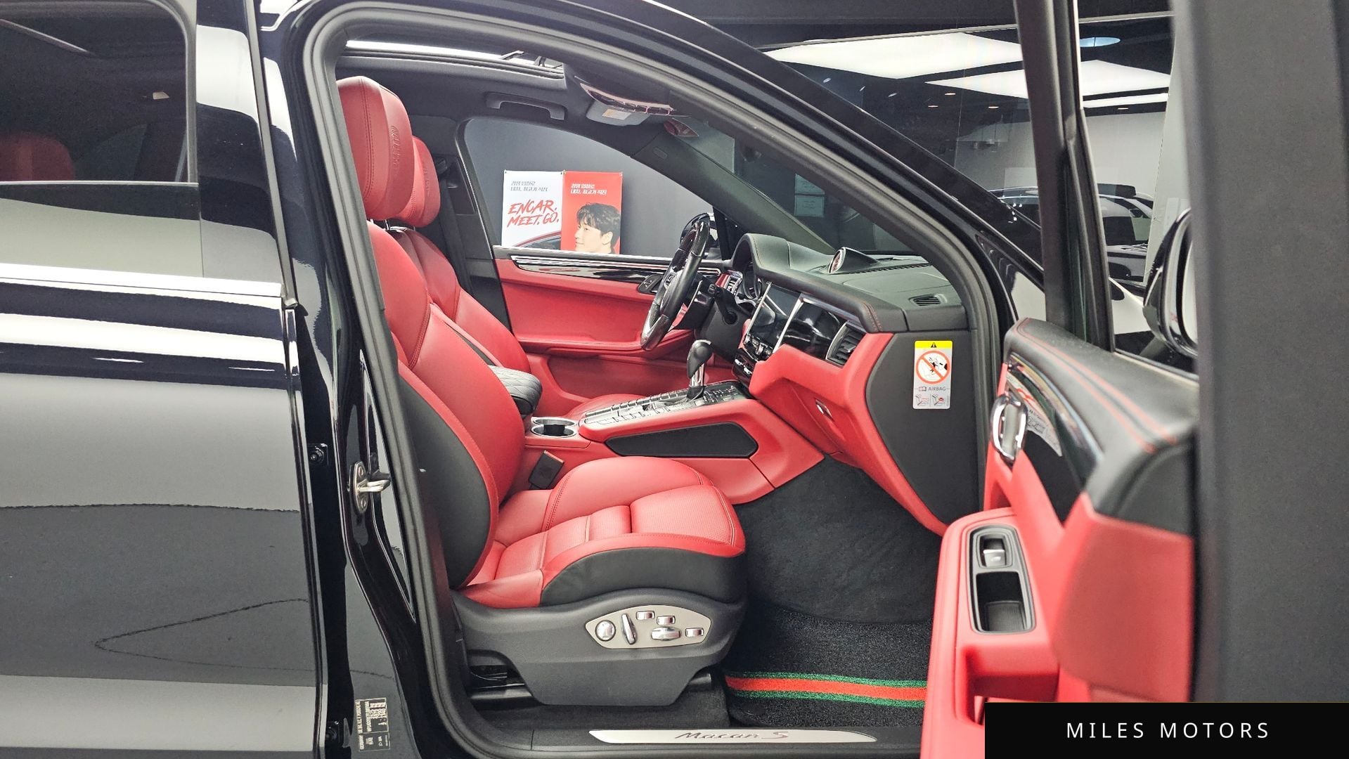 Porsche Macan 2015 — миниатюра 12