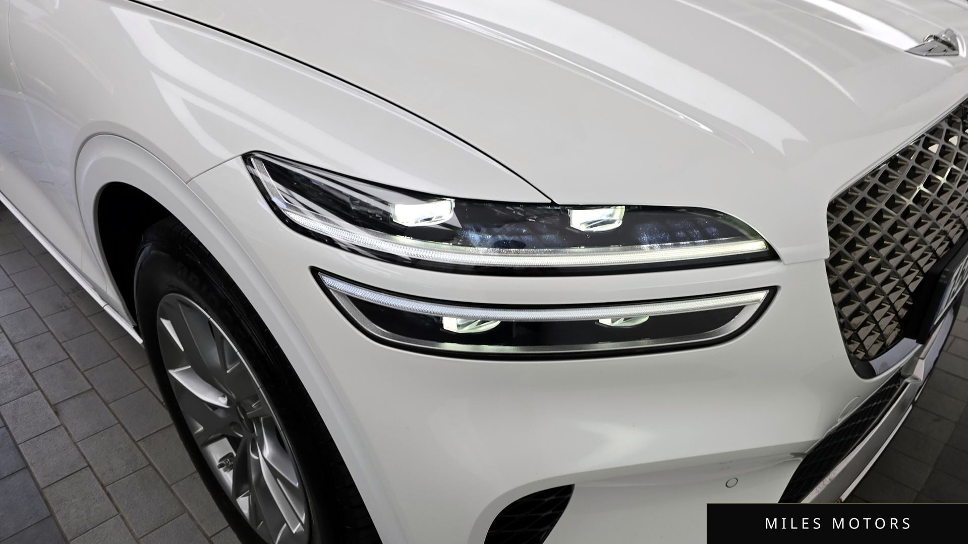 Genesis GV70 2024 — миниатюра 8