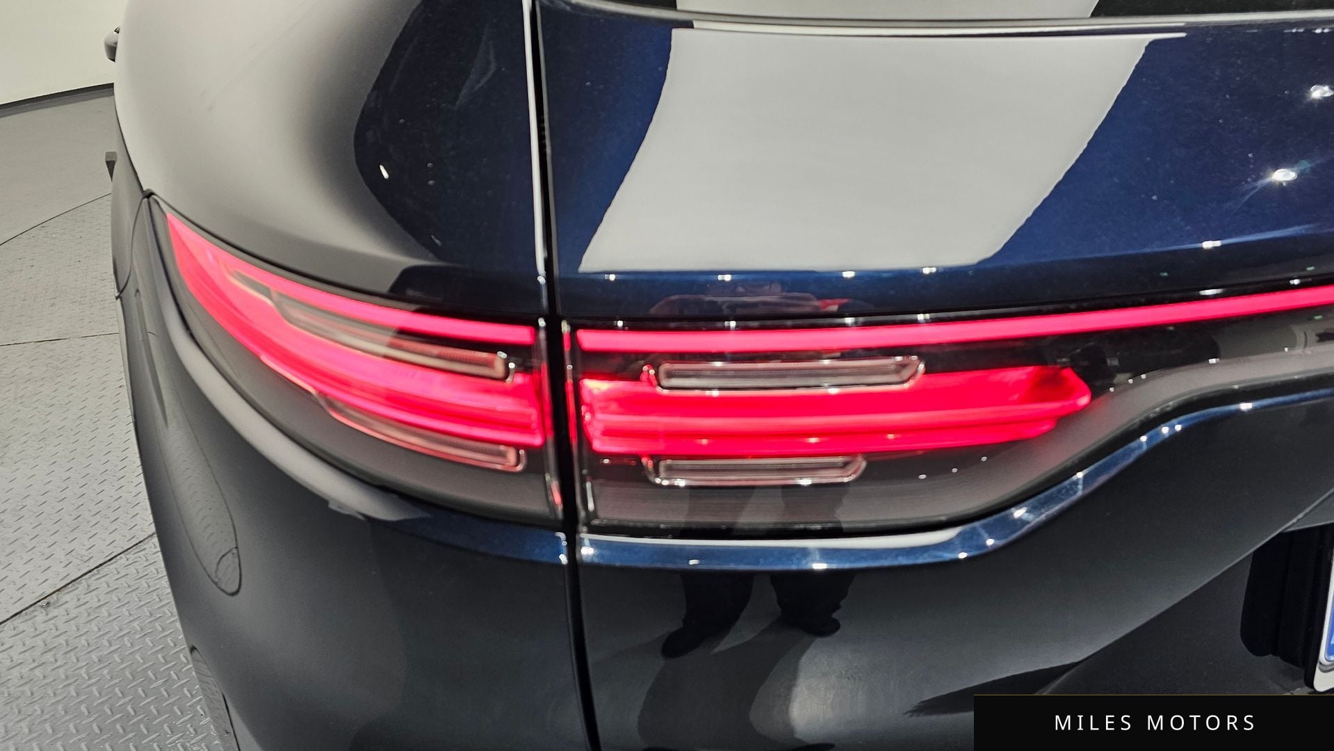 Porsche Cayenne 2021 — миниатюра 9