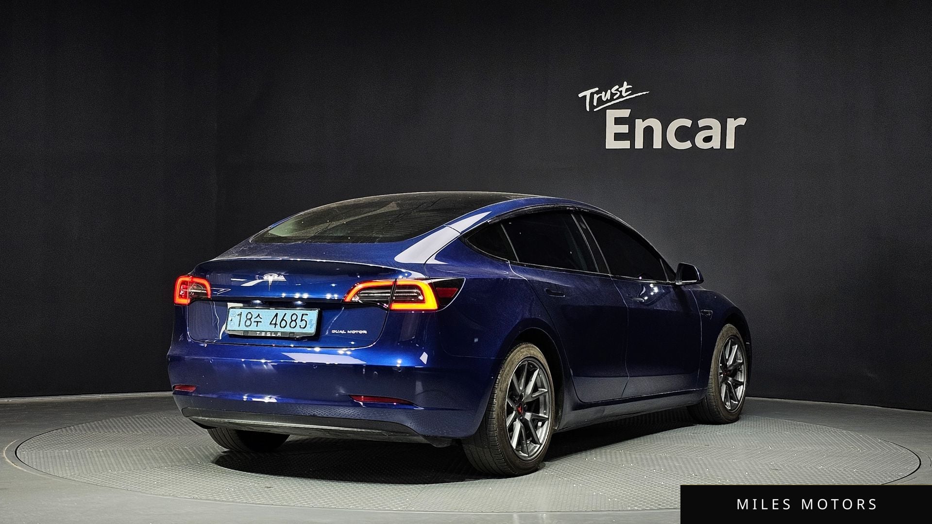 Tesla Model 3 2022 — миниатюра 2